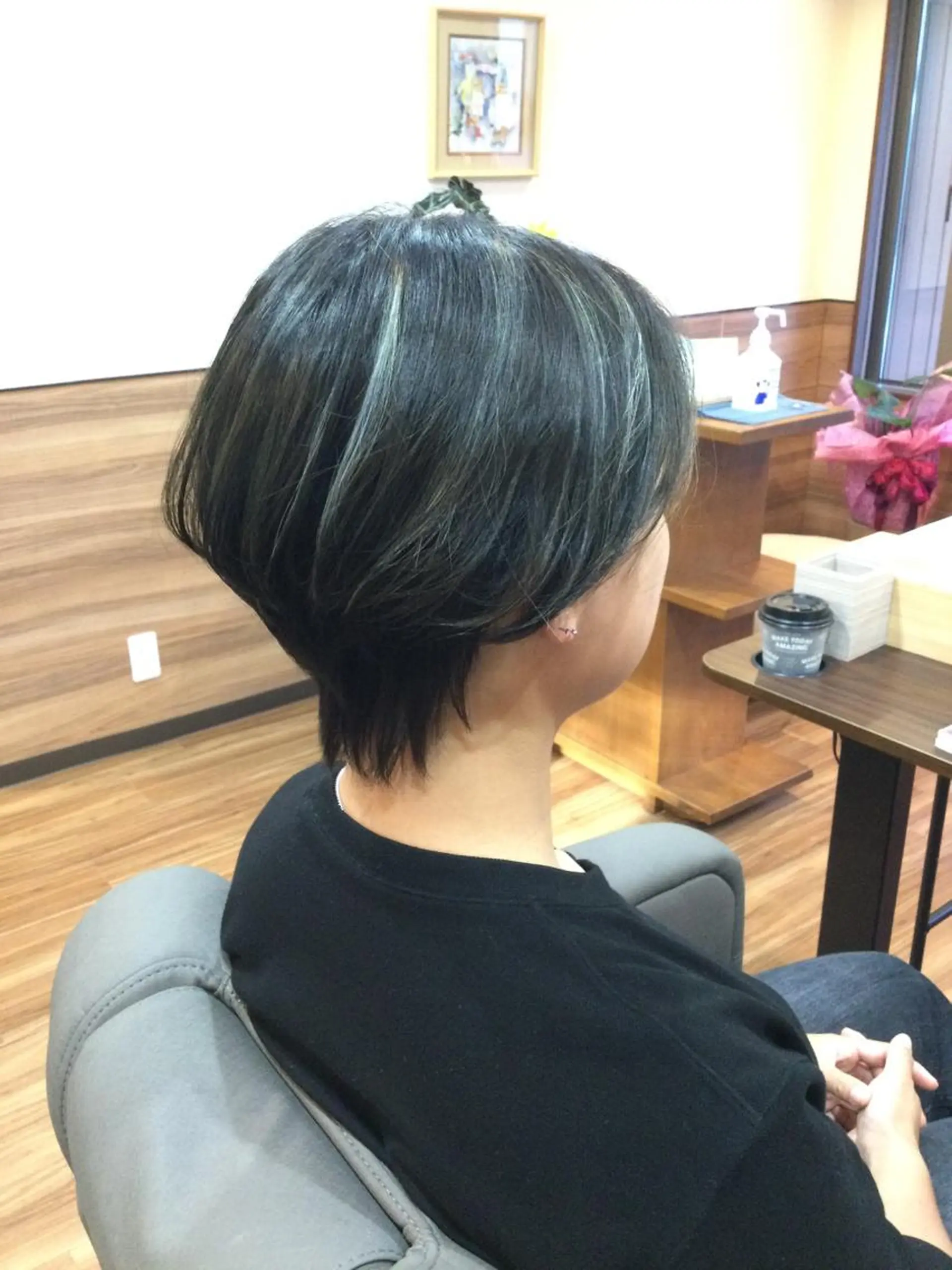 ショート カラー Annon プライベートサロンのヘアスタイル