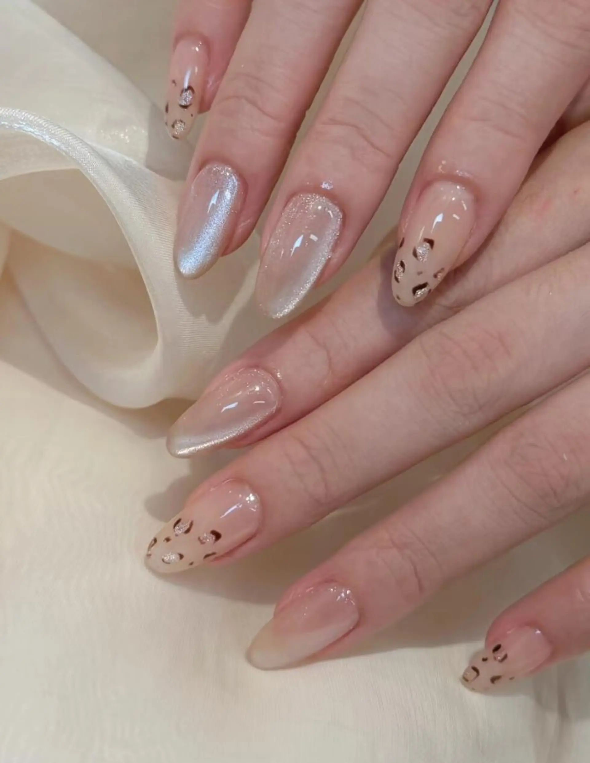 ネイル ハンドネイル RAFFINE haru🦋🩵のネイルデザイン