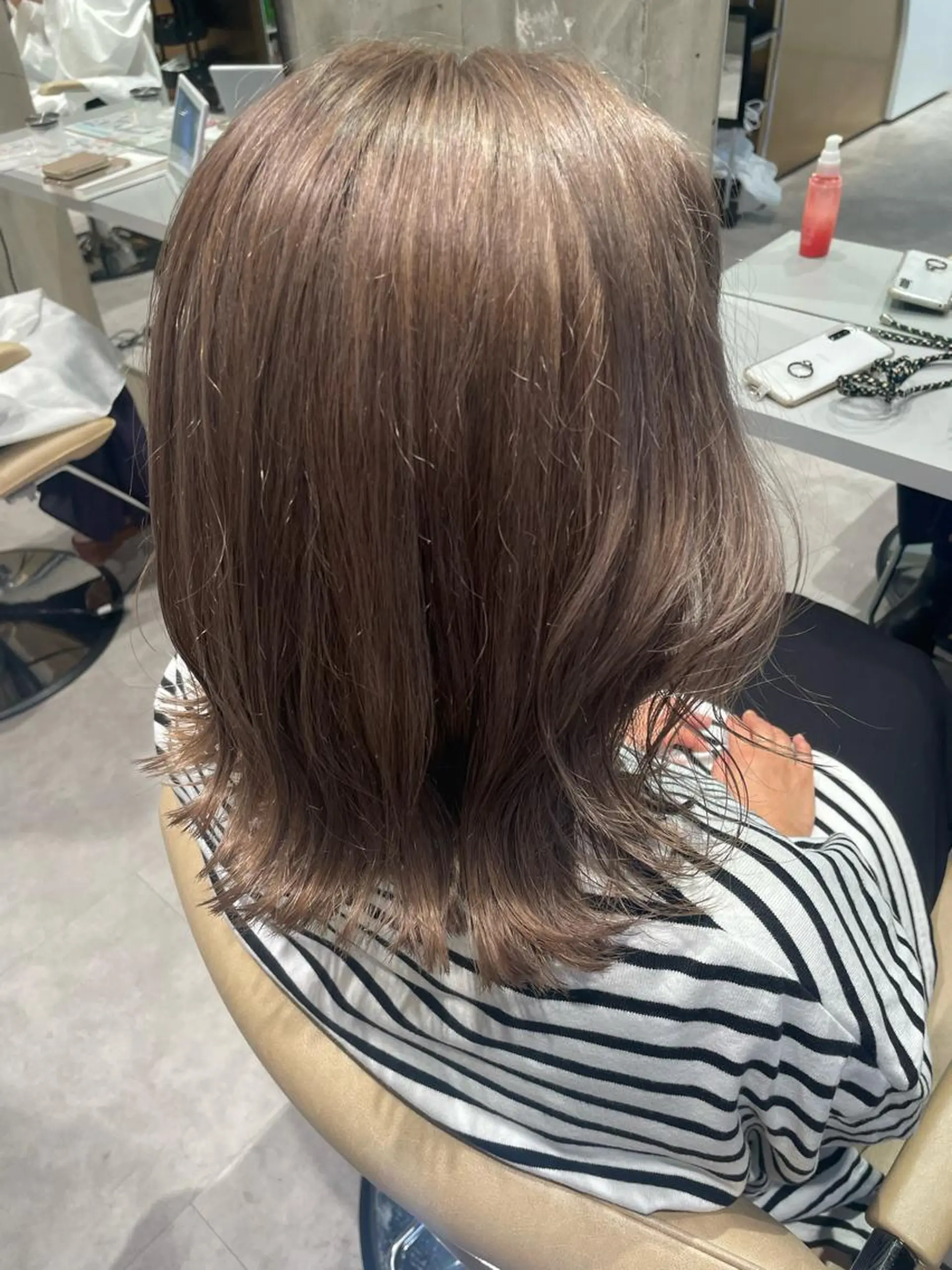 ミディアム カラー 美髪矯正/ハイトーン 🪸🩰ヒナコのヘアスタイル