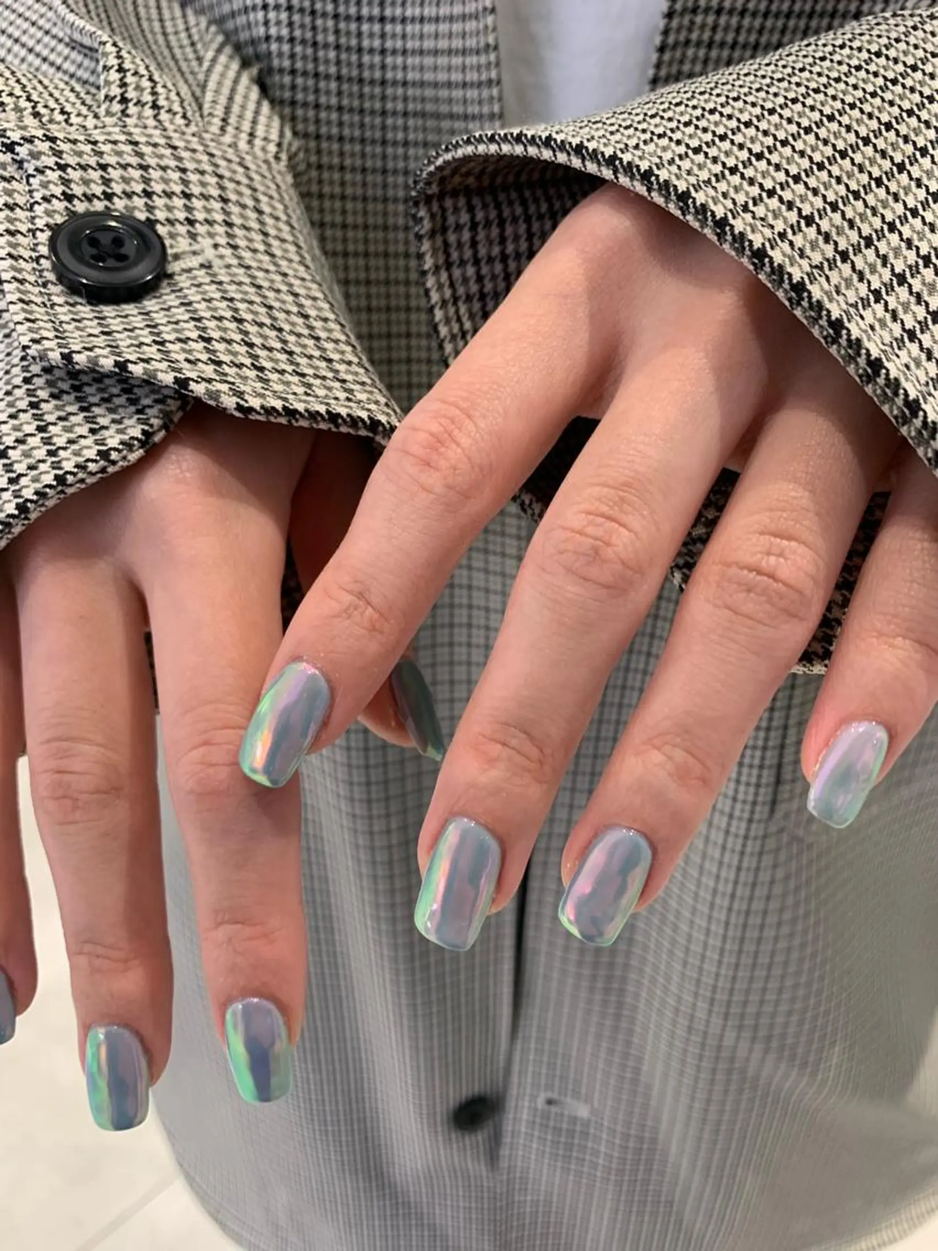 ネイル オーロラネイル ワンカラーネイル 【韓国ヘア・ネイル】 HINATA🍒のネイルデザイン