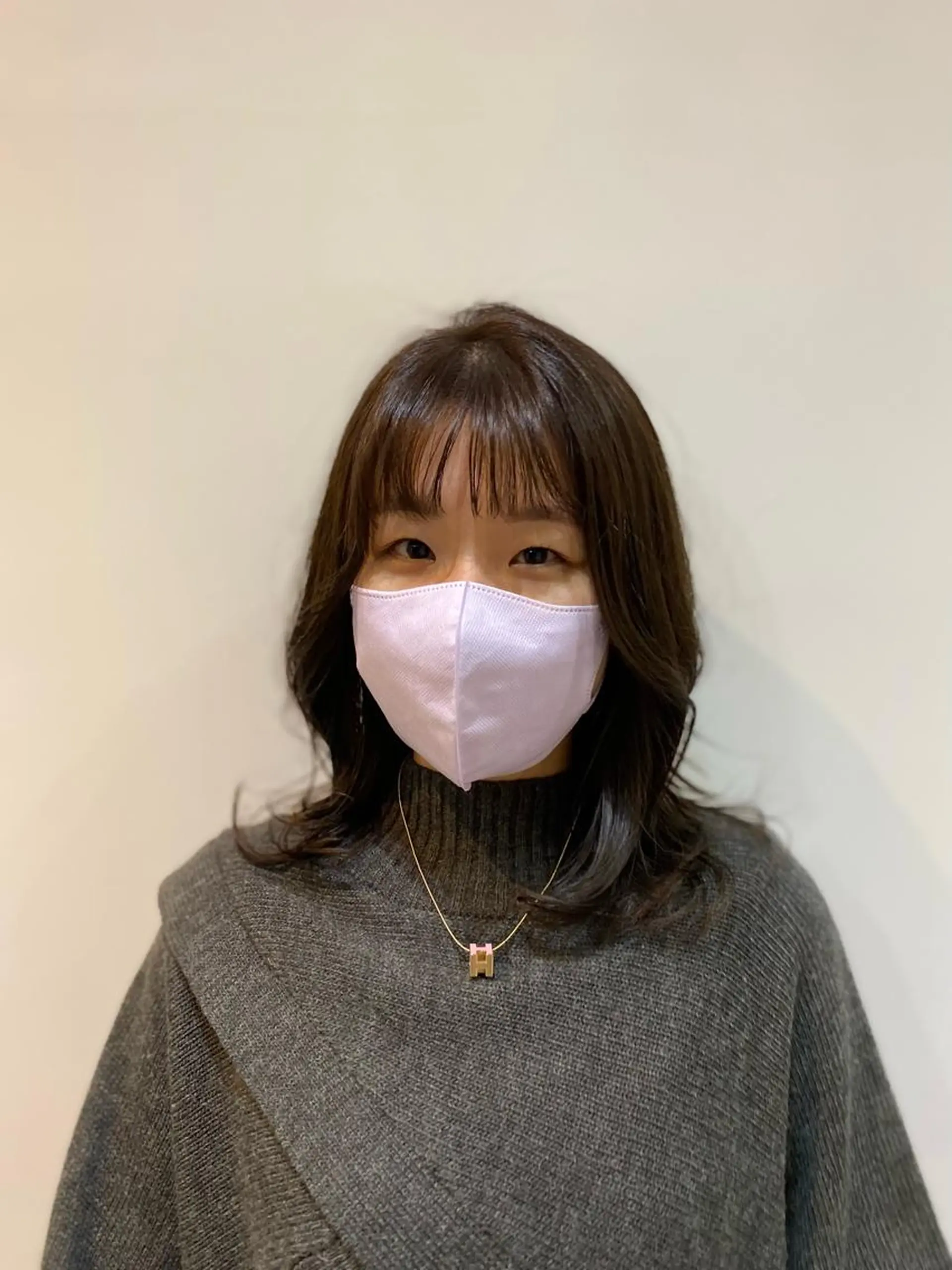 セミロング カラー 大人かわいい×艶髪 🤍塩川のヘアスタイル