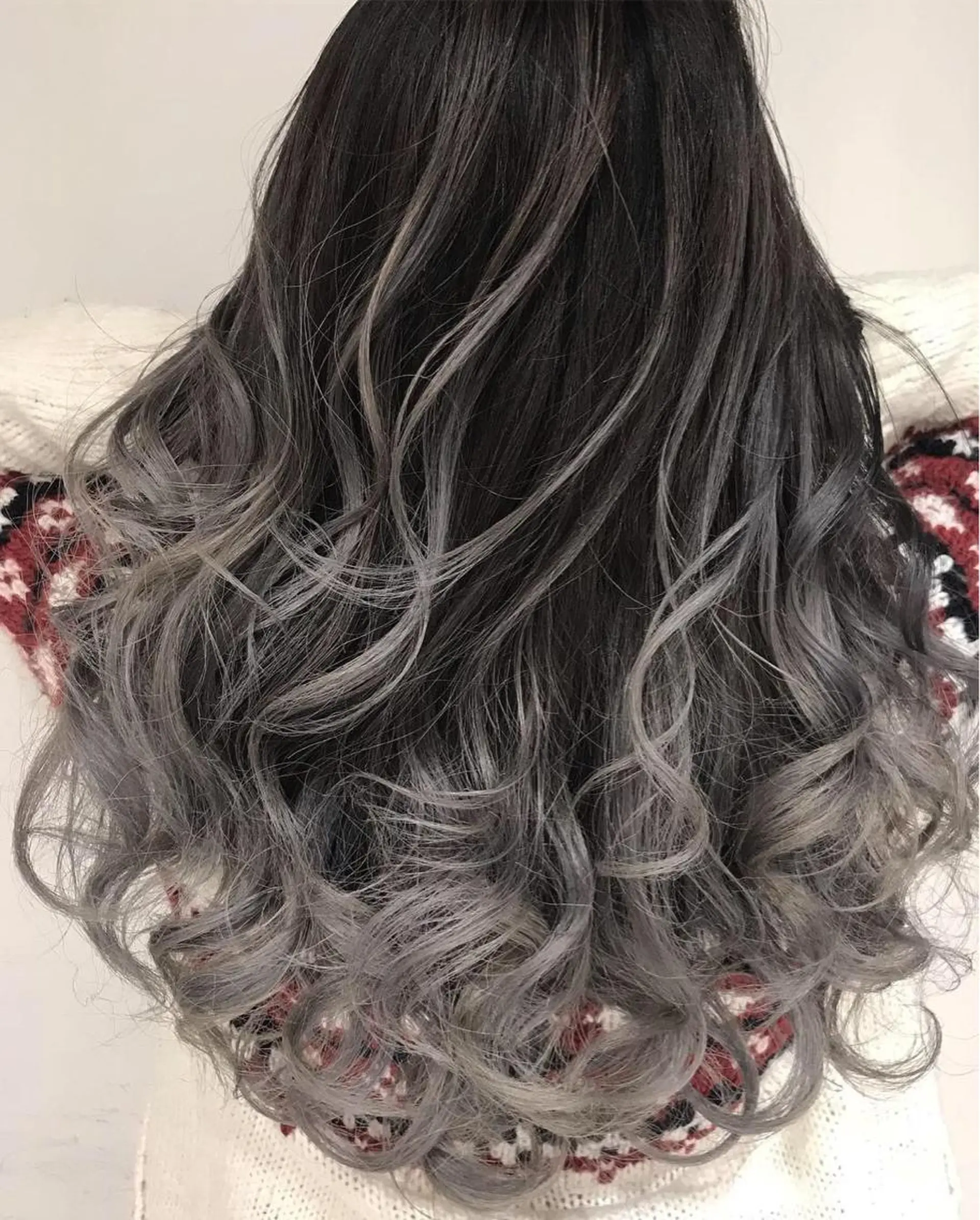 ロング カラー パーマ ヘアアレンジ 【公式】amble luxe池袋東口🩷のヘアスタイル