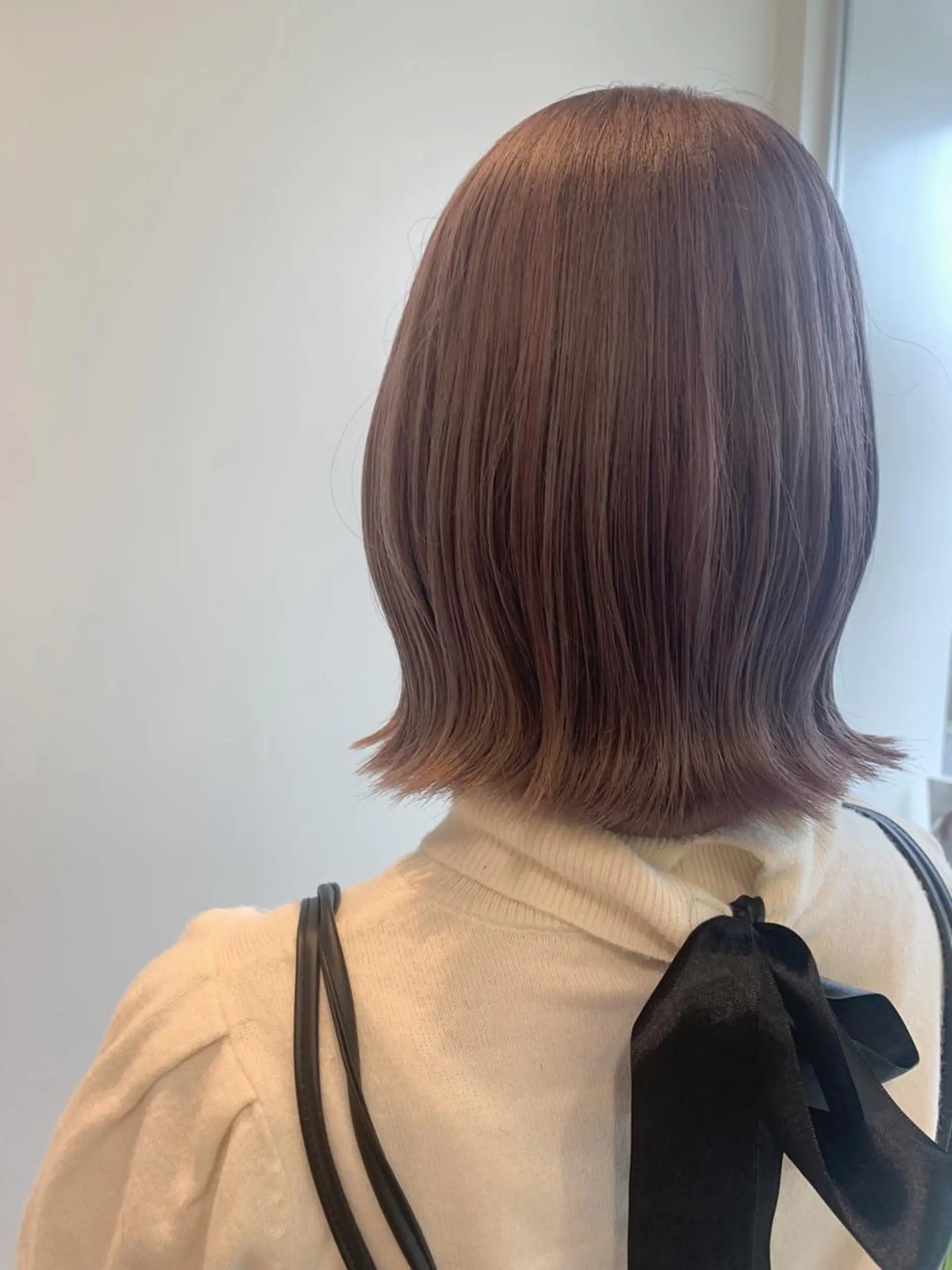 カラー ベージュカラー ミルクティーベージュ 村松 萌のヘアスタイル