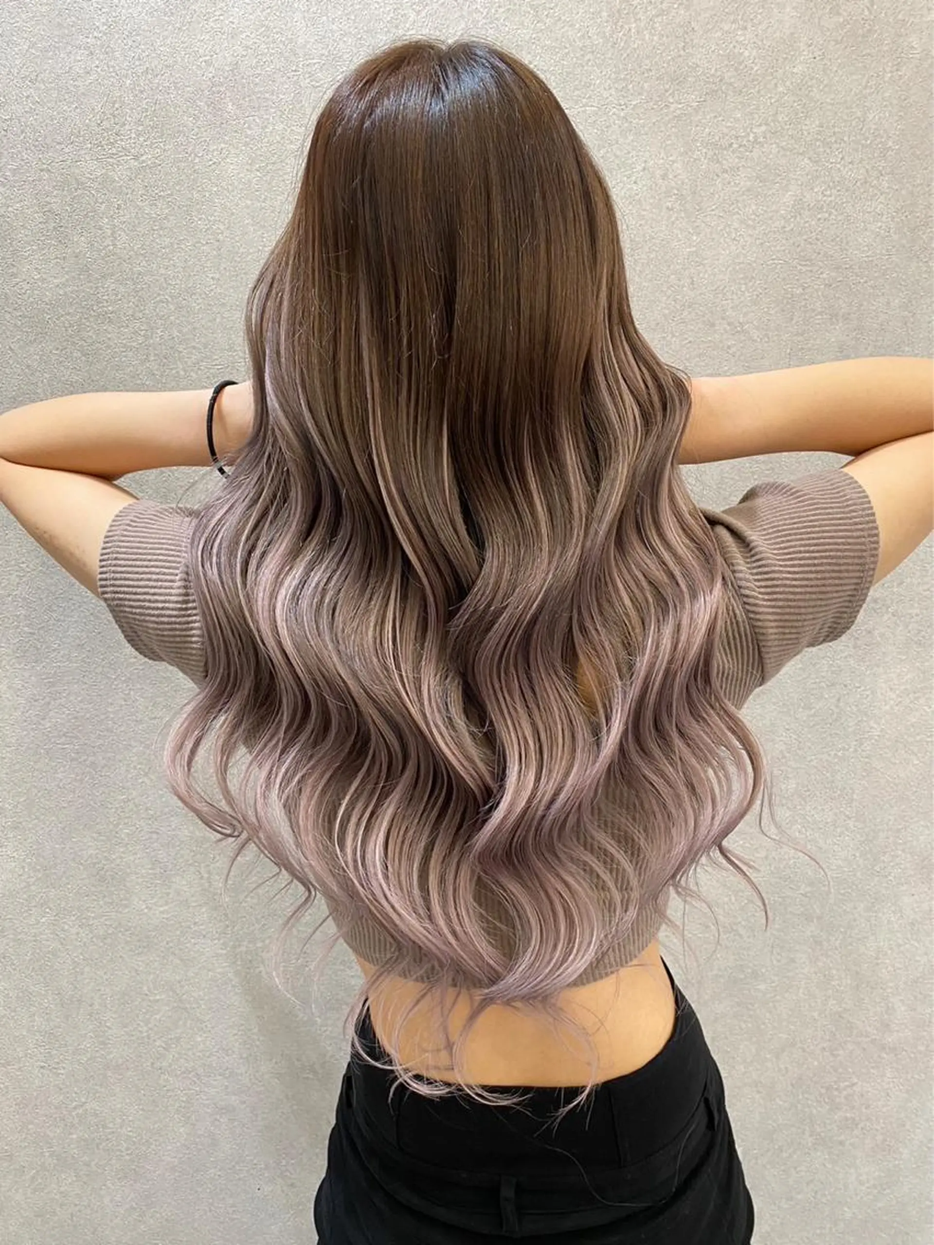 ロング rina／ベージュ ワンホン/韓国ヘアのヘアスタイル