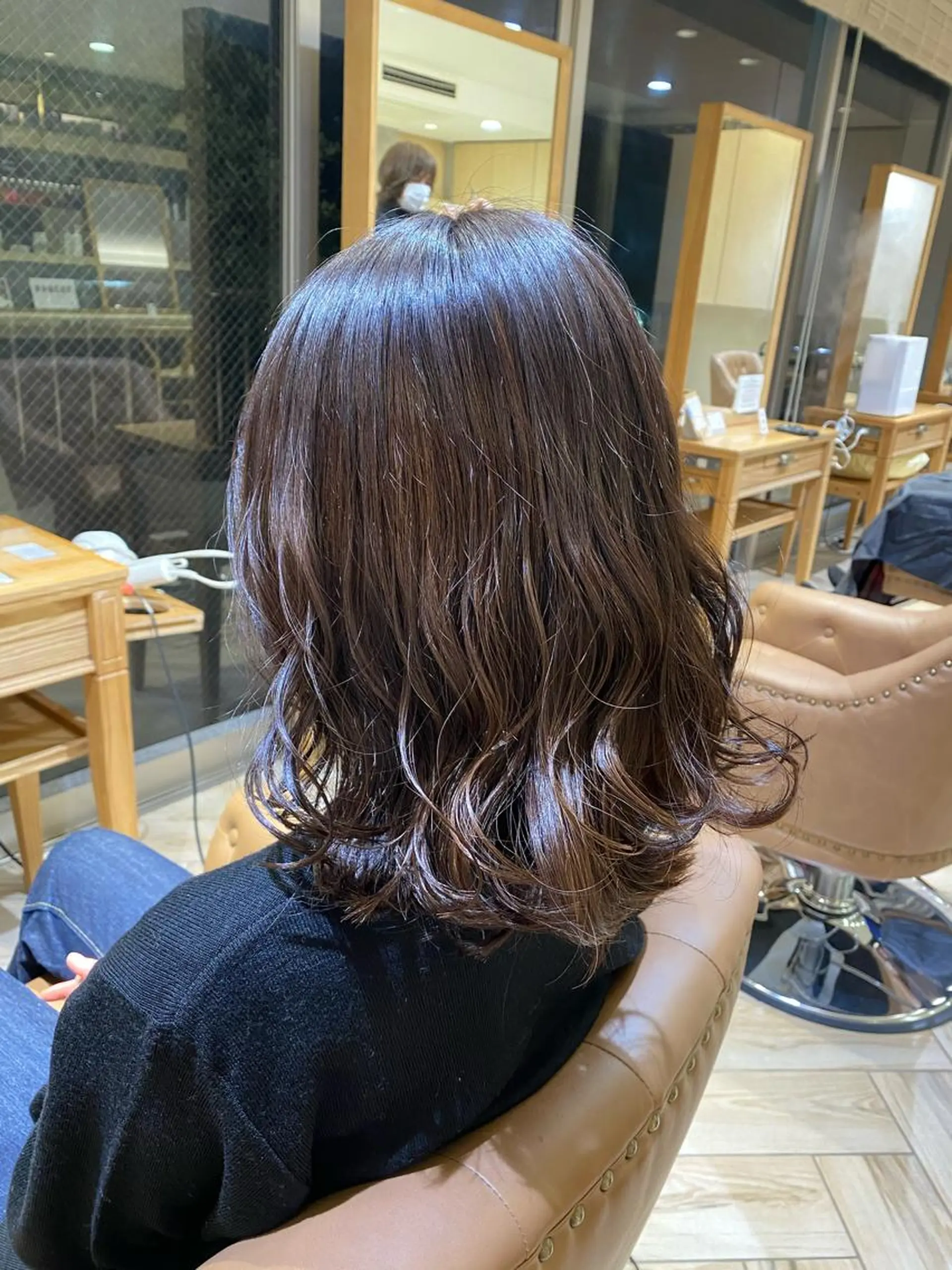 ミディアム BiBi 藤野あゆみのヘアスタイル