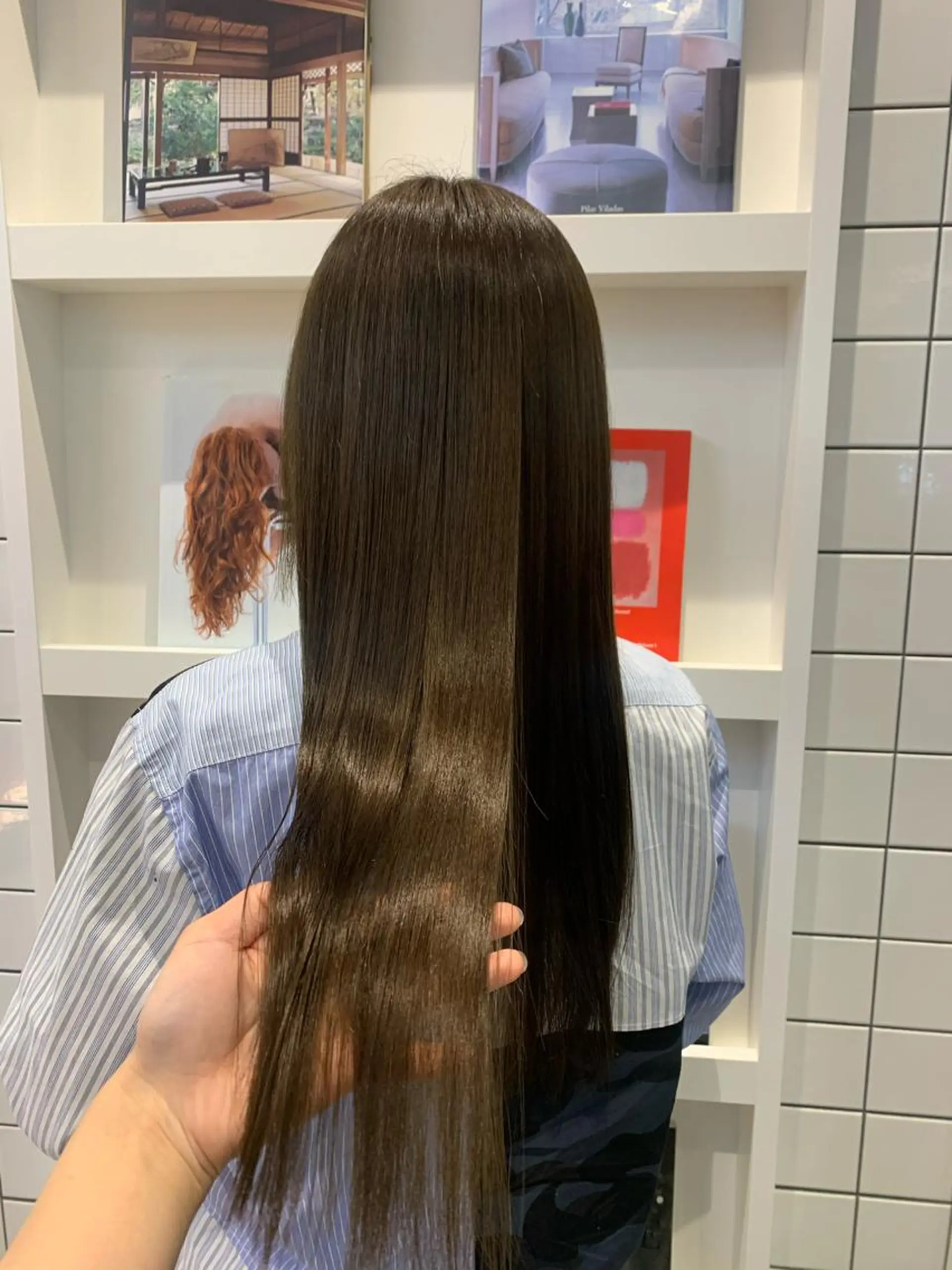 ロング カラー パーマ みなもと ちはるのヘアスタイル