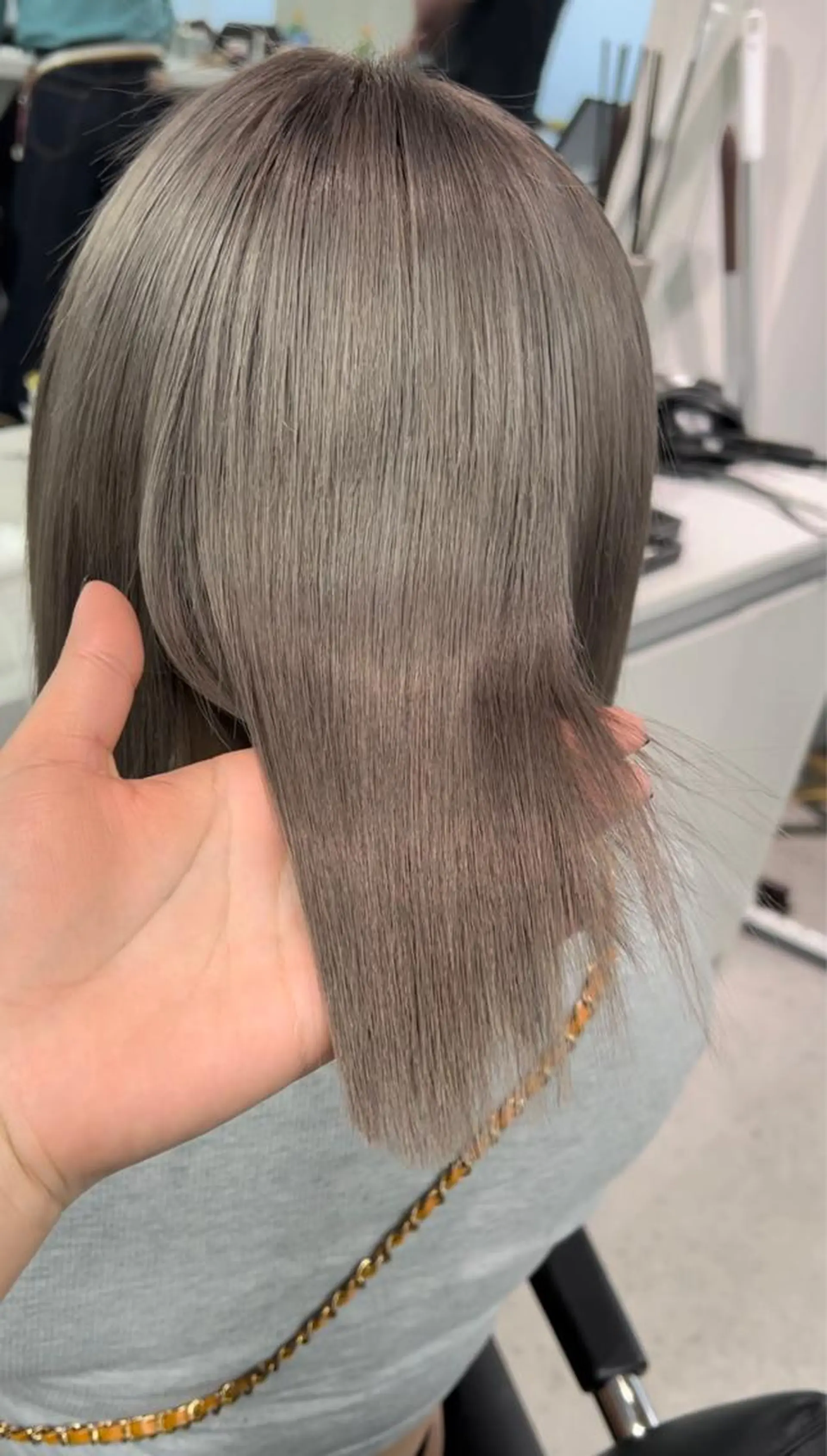 ショート カラー ハイトーンカラー 髪質改善 トリートメント sio.nail&eyebrow salon shimokitazawa2号店所属・nailist mana𖤐´-のネイルデザイン