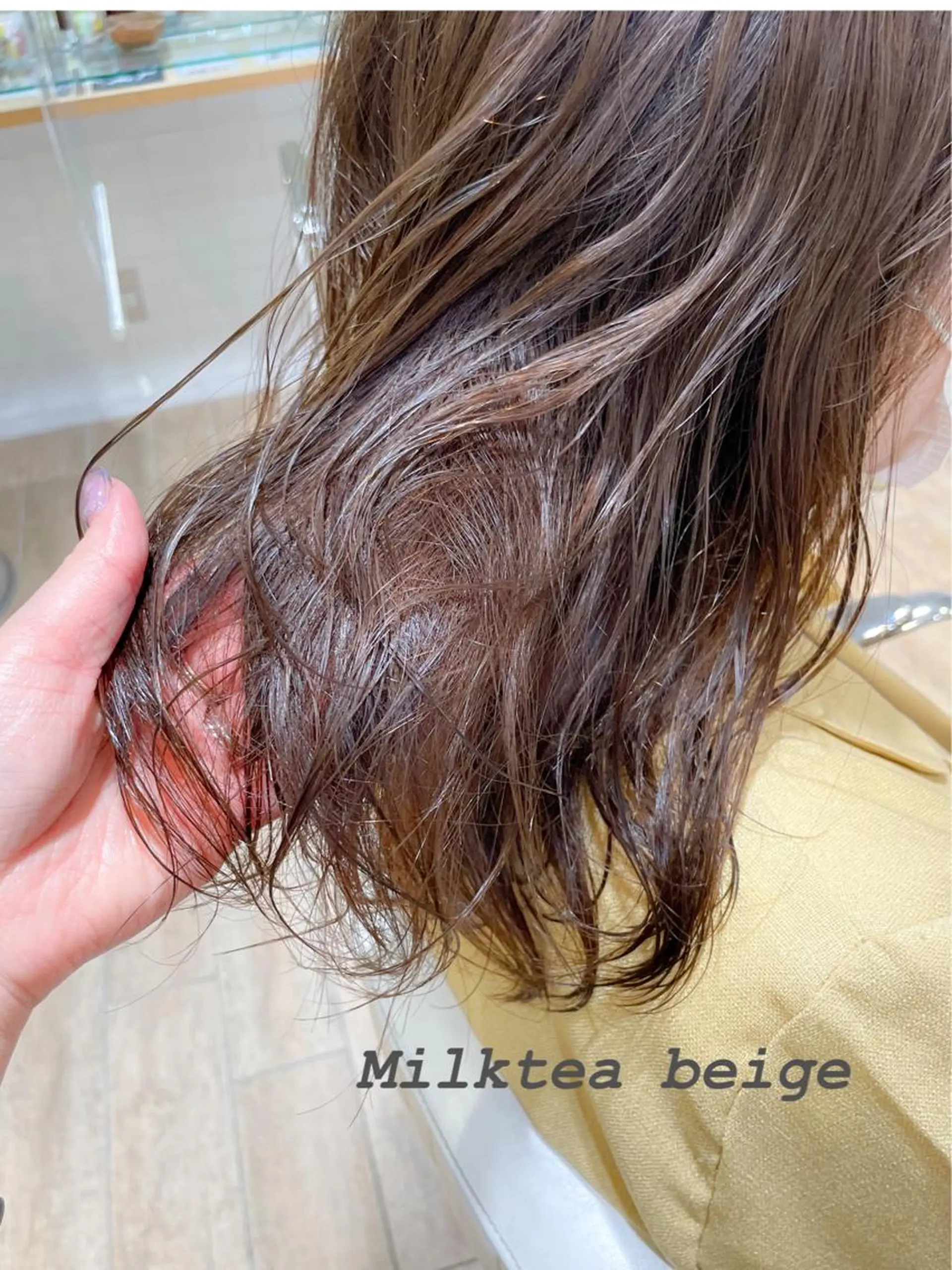 セミロング カラー ブリーチ 透明感カラー ブリーチなしカラー カット ヘアカラー ✨カラー支持No.1 🧸ワキ カナコ🧸のヘアスタイル
