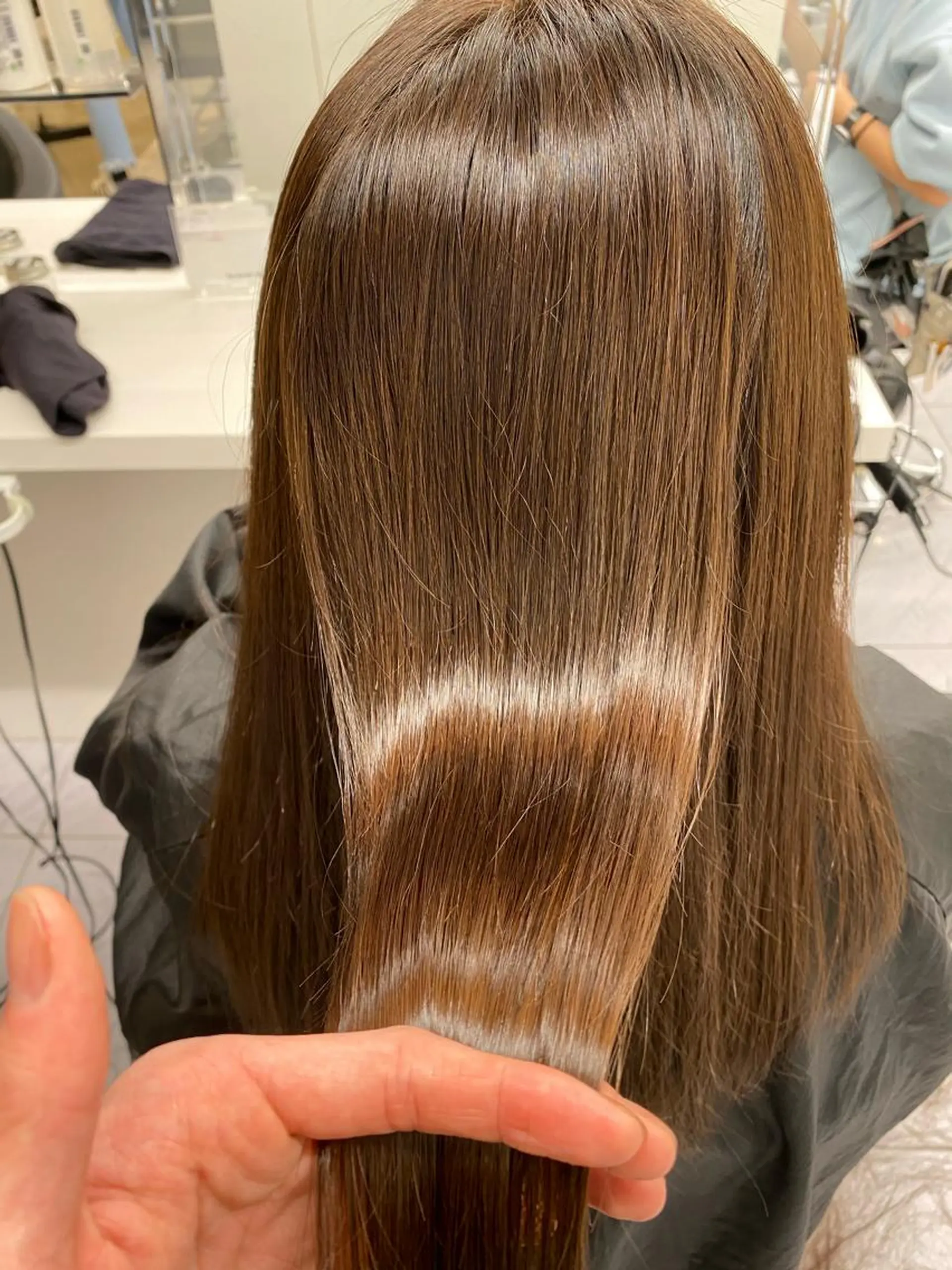 セミロング カラー 髪質改善 Alea by  little横浜所属・💞あざと可愛い💞 児玉大地のヘアスタイル