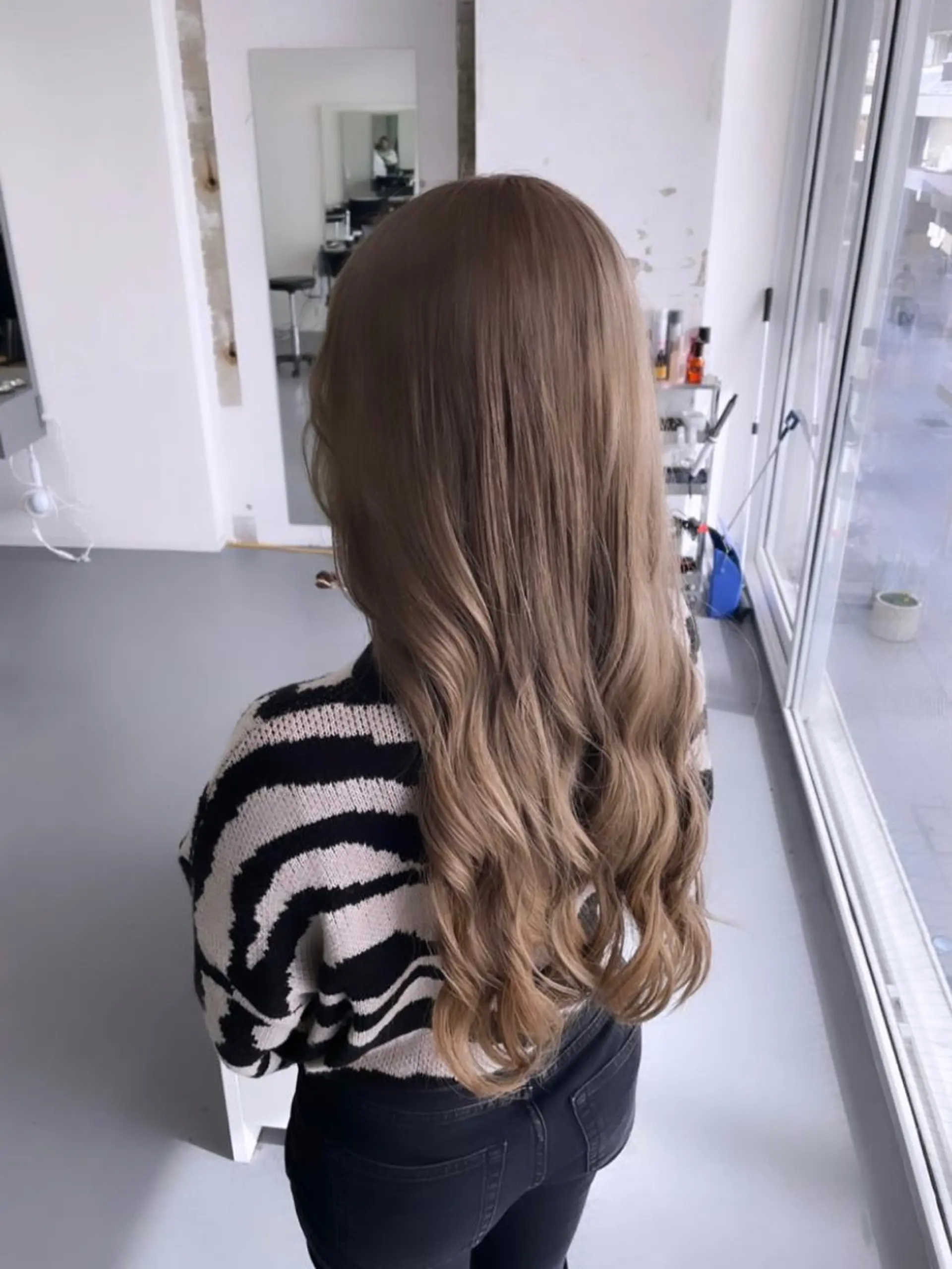 ロング カラー ヘアカラー LEF TATEMACHI所属・西山祐生/ハイトーン /ケアブリーチ/艶髪のヘアスタイル