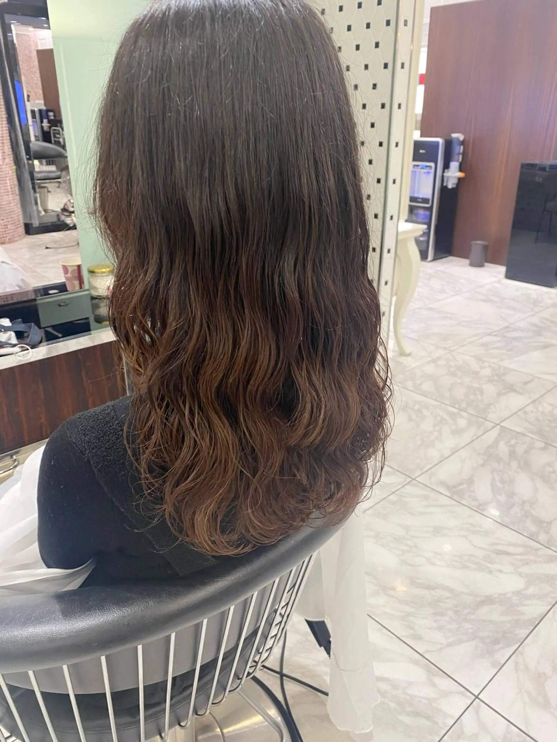 セミロング パーマ セミロングパーマ ❤️パーマ美容師✂︎ 井口美緒のヘアスタイル