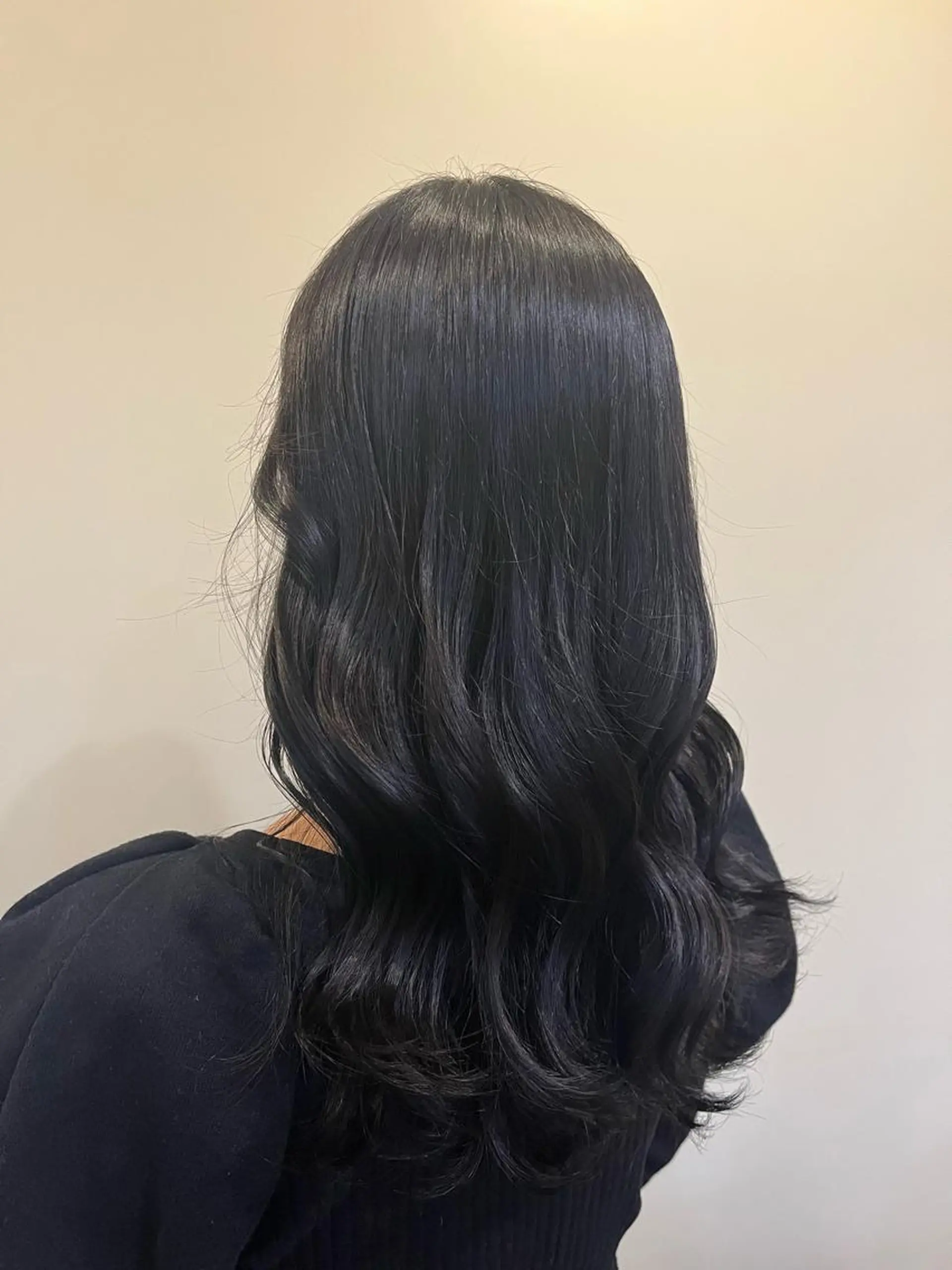 カラー 透明感カラー KOKORO 中村 朱里のヘアスタイル