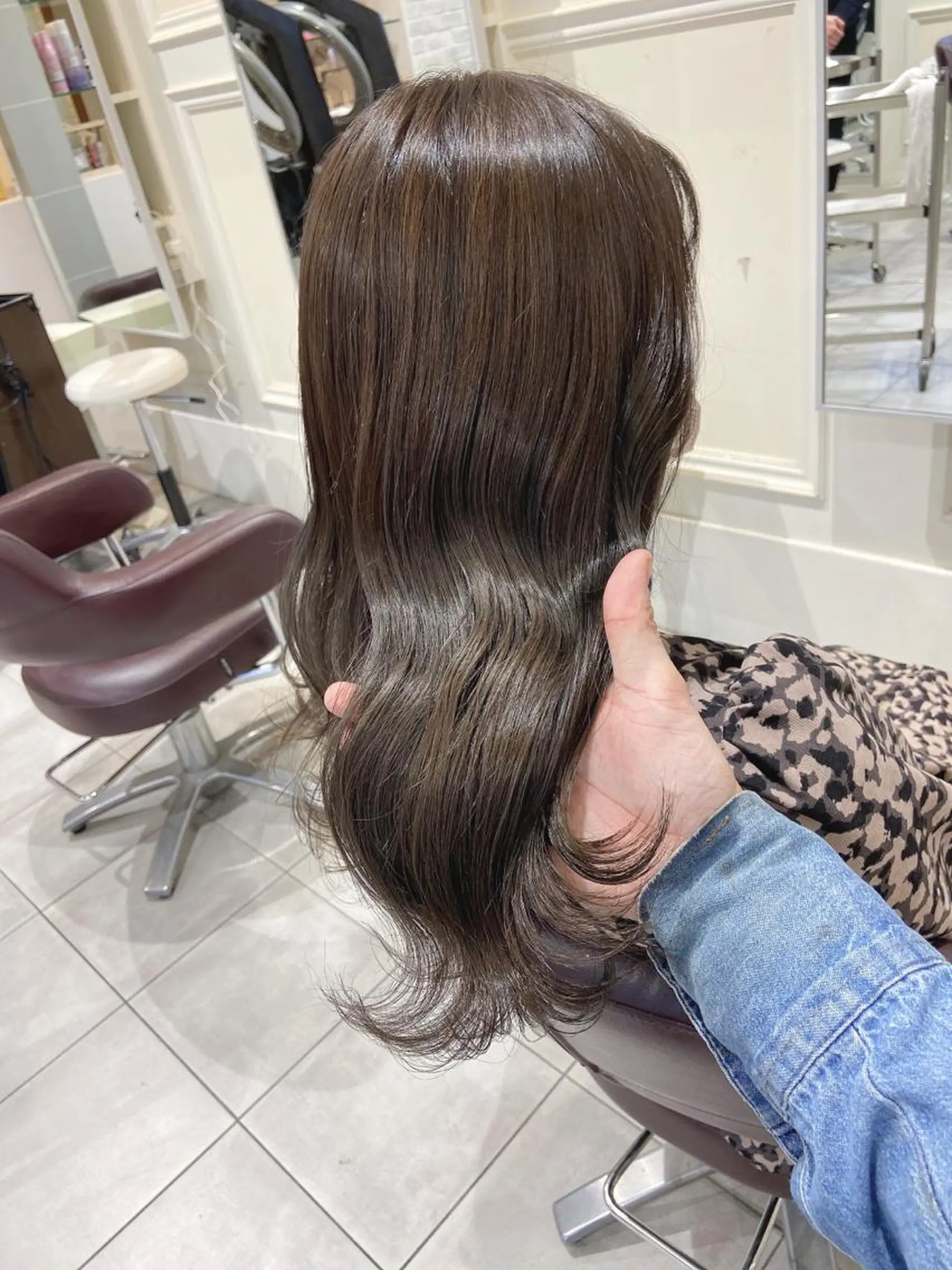 ロング カラー グレージュ 韓国風ヘア カット ヘアカラー トリートメント 韓国/色気/レイヤー /avance天王寺のヘアスタイル