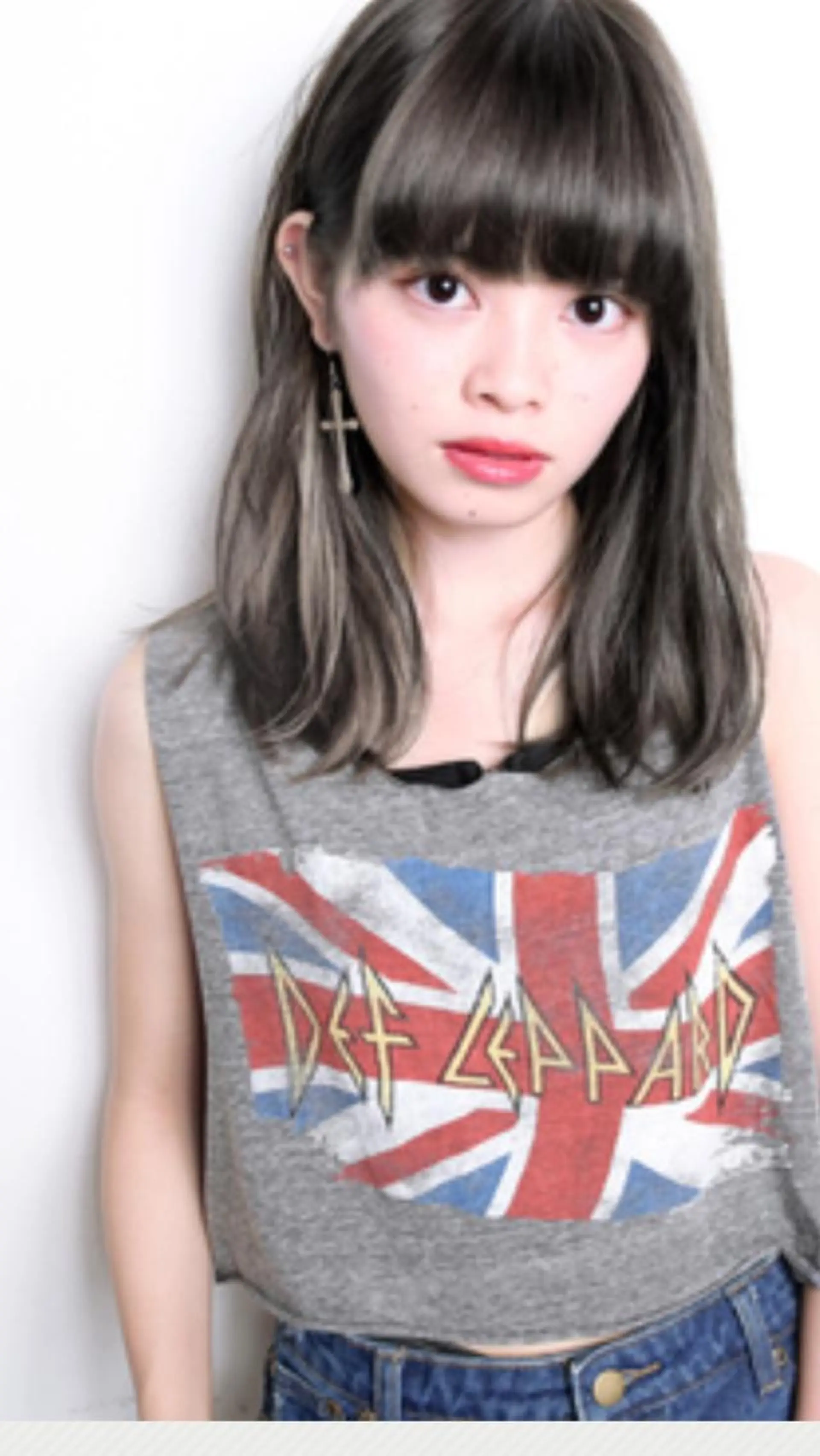 ミディアム AULENT所属・嶋崎 留美のヘアスタイル