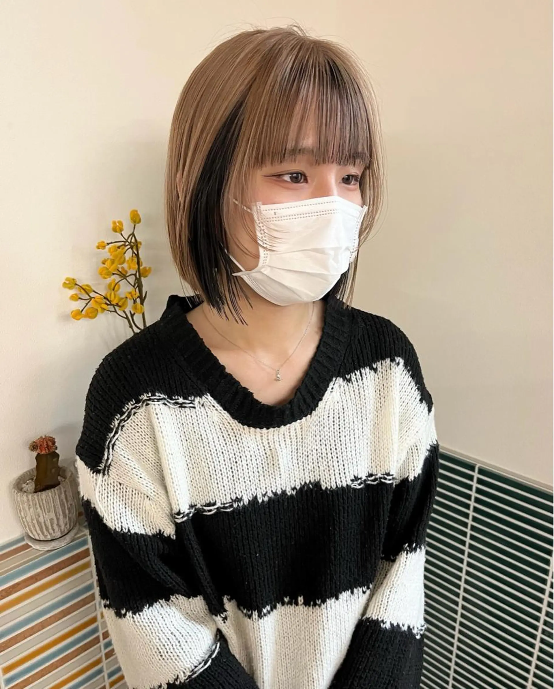 ミディアム カラー ブリーチ ヘアカラー トリートメント 🩷ハイトーン透明感 レイヤー🩷ユリカのヘアスタイル