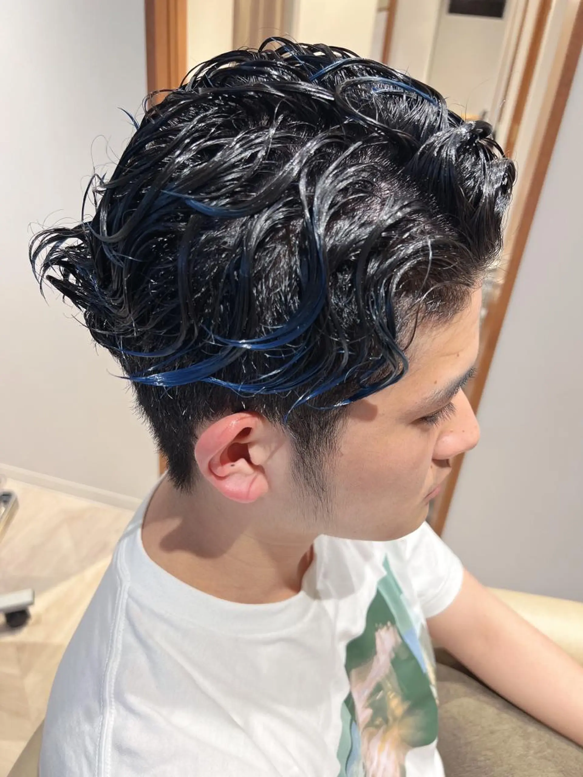 カラー 石井 潤のヘアスタイル