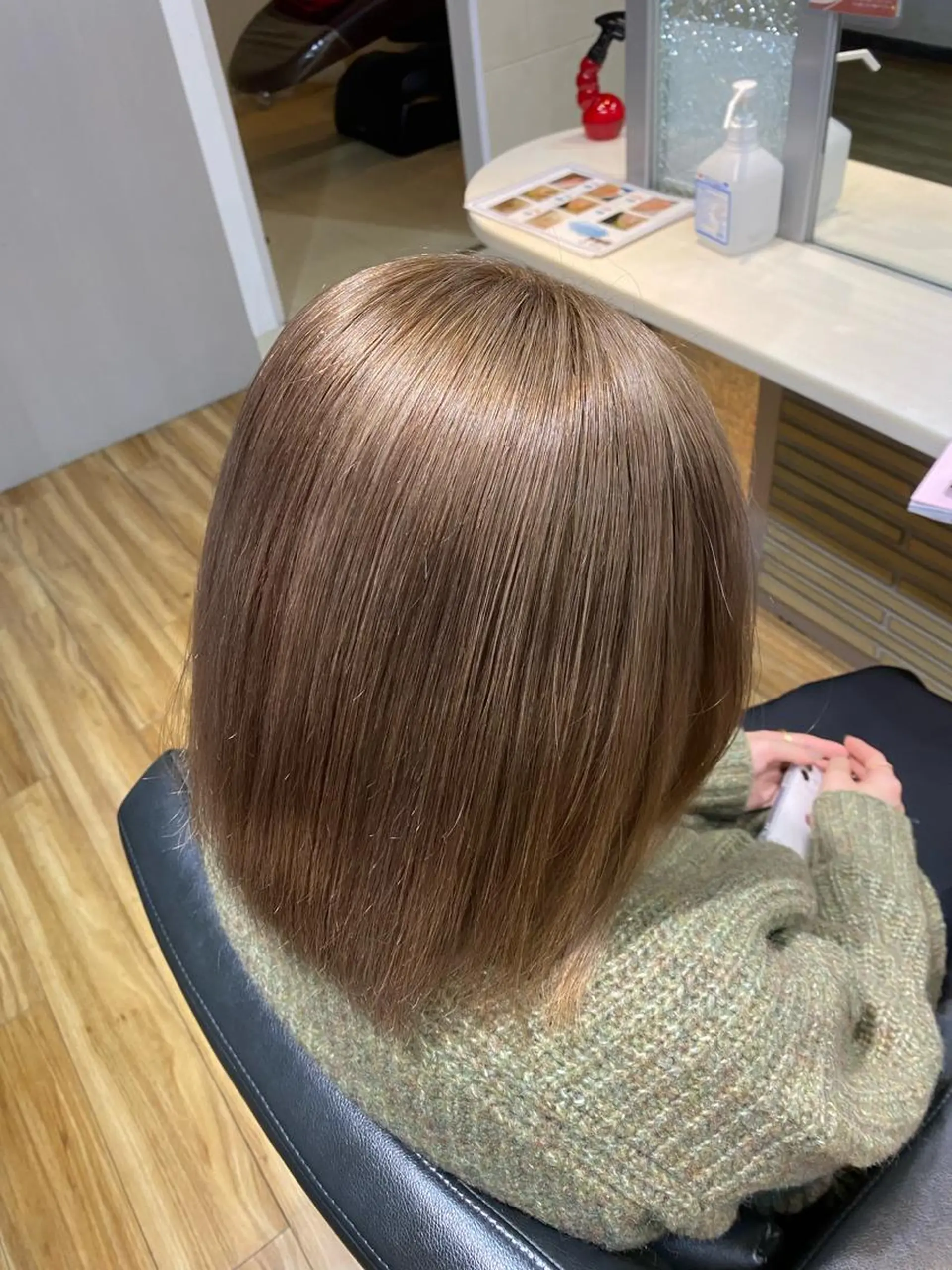 ミディアム カラー ヘアカラー DOI   HAIR MAKE MODE所属・土井 祐之介のヘアスタイル