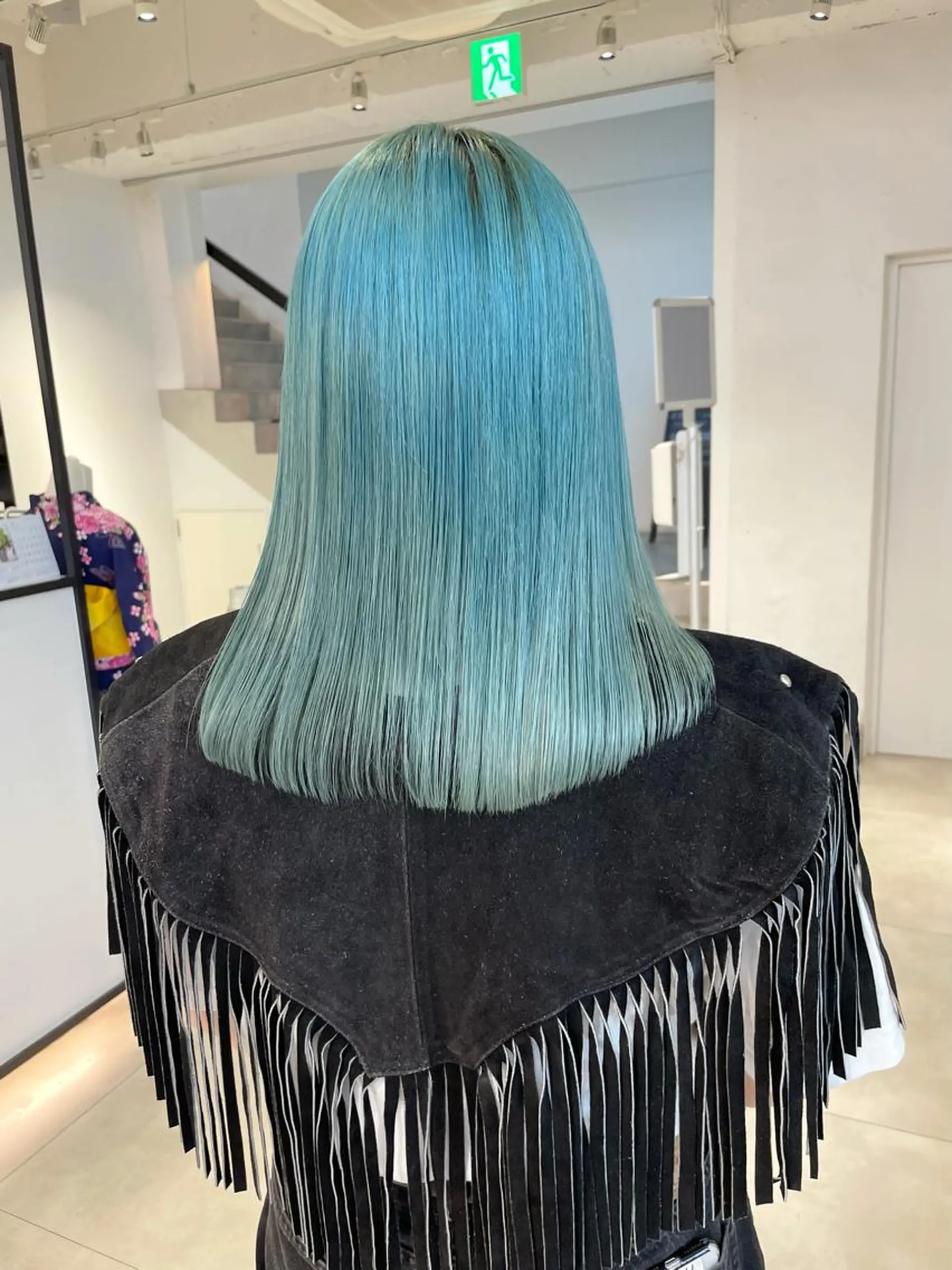 セミロング カラー ヘアカラー 🇰🇷カルマパーマ kaito🇰🇷のヘアスタイル