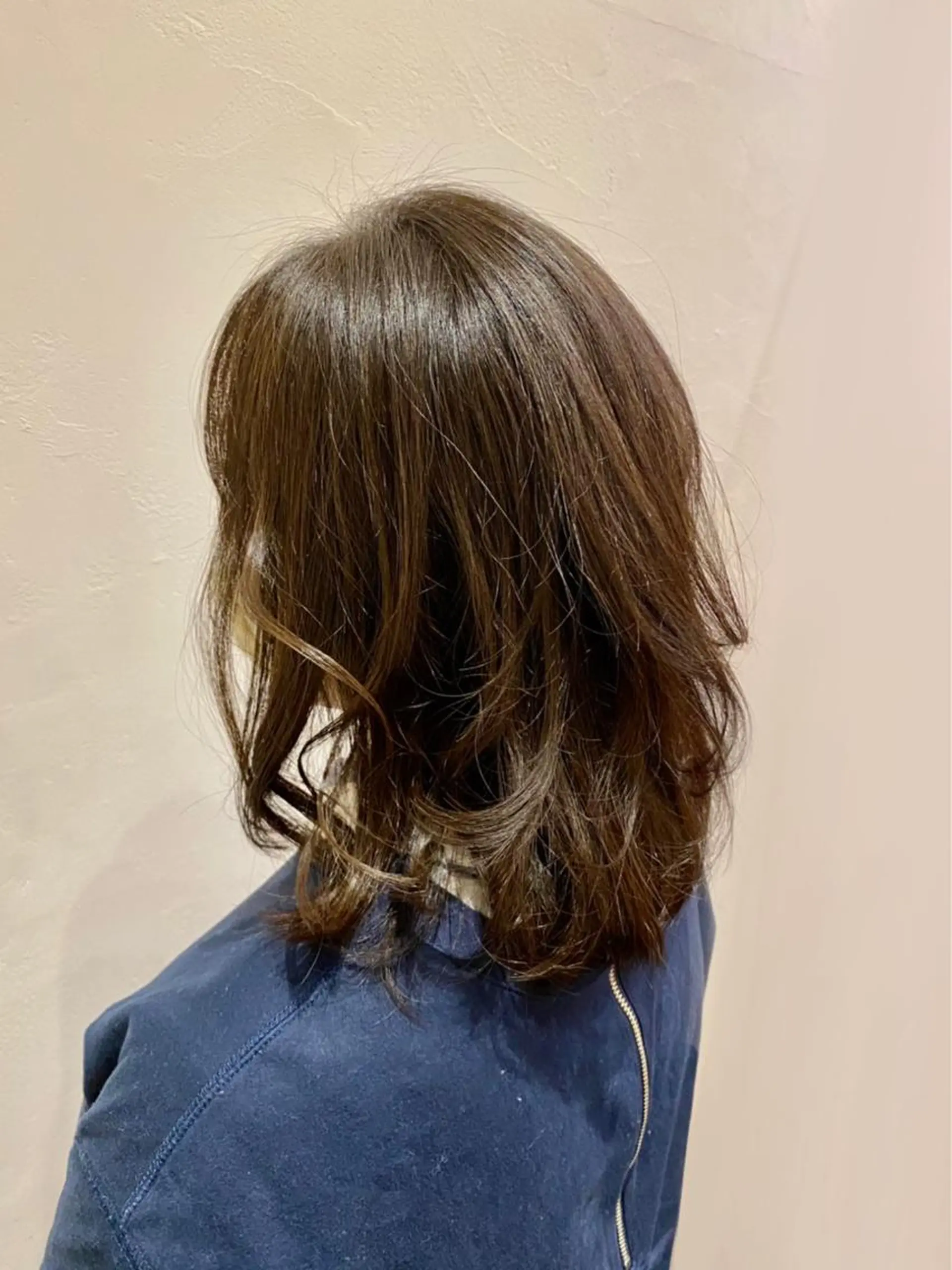セミロング パーマ 🧸 仲間ひめかのヘアスタイル