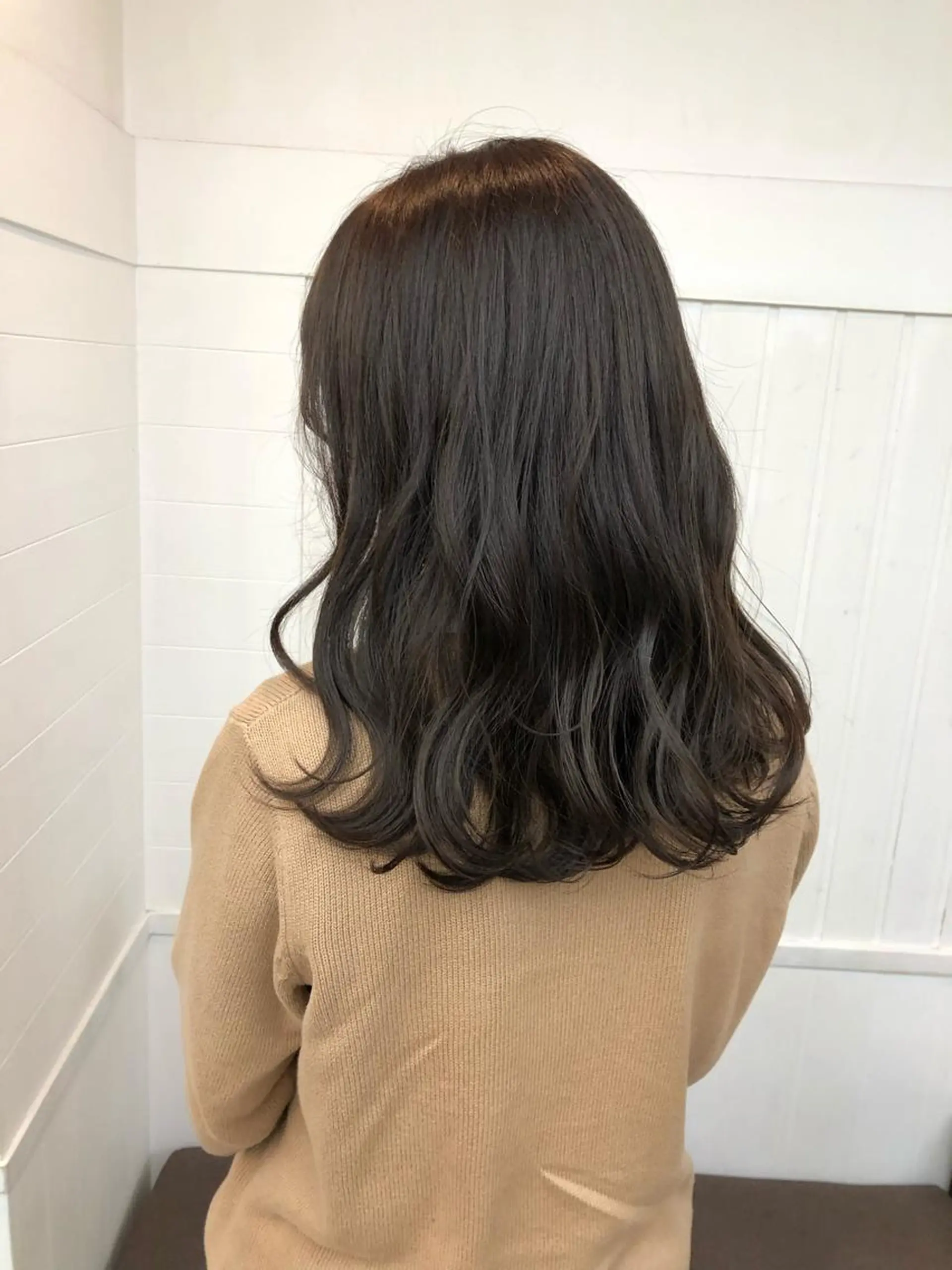 ロング カラー ヘアアレンジ アディクシーカラー アッシュ ベージュカラー 黒髪 ブリーチ JURI🤎 ワンカールレイヤーのヘアスタイル