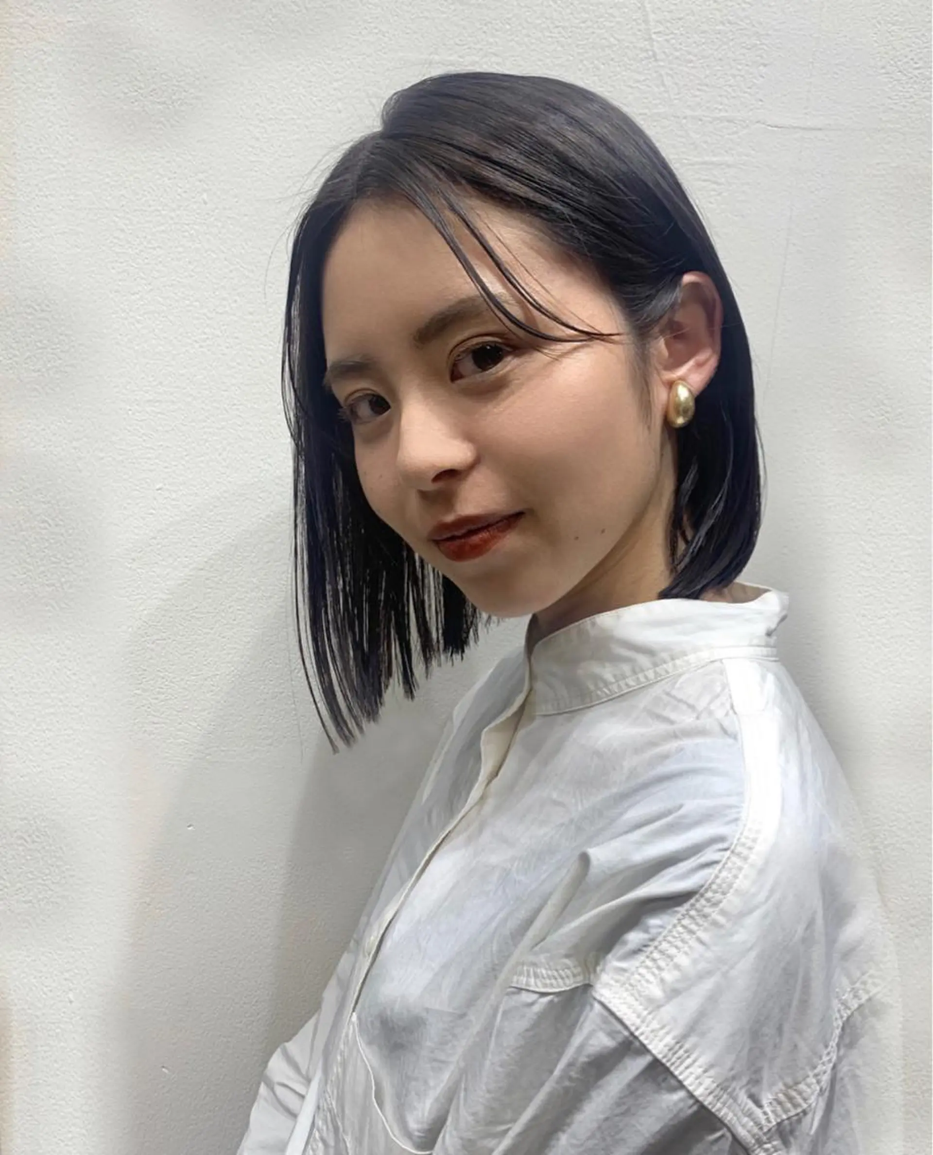 ショート カラー まろやか透明感カラー ♡MANAのヘアスタイル