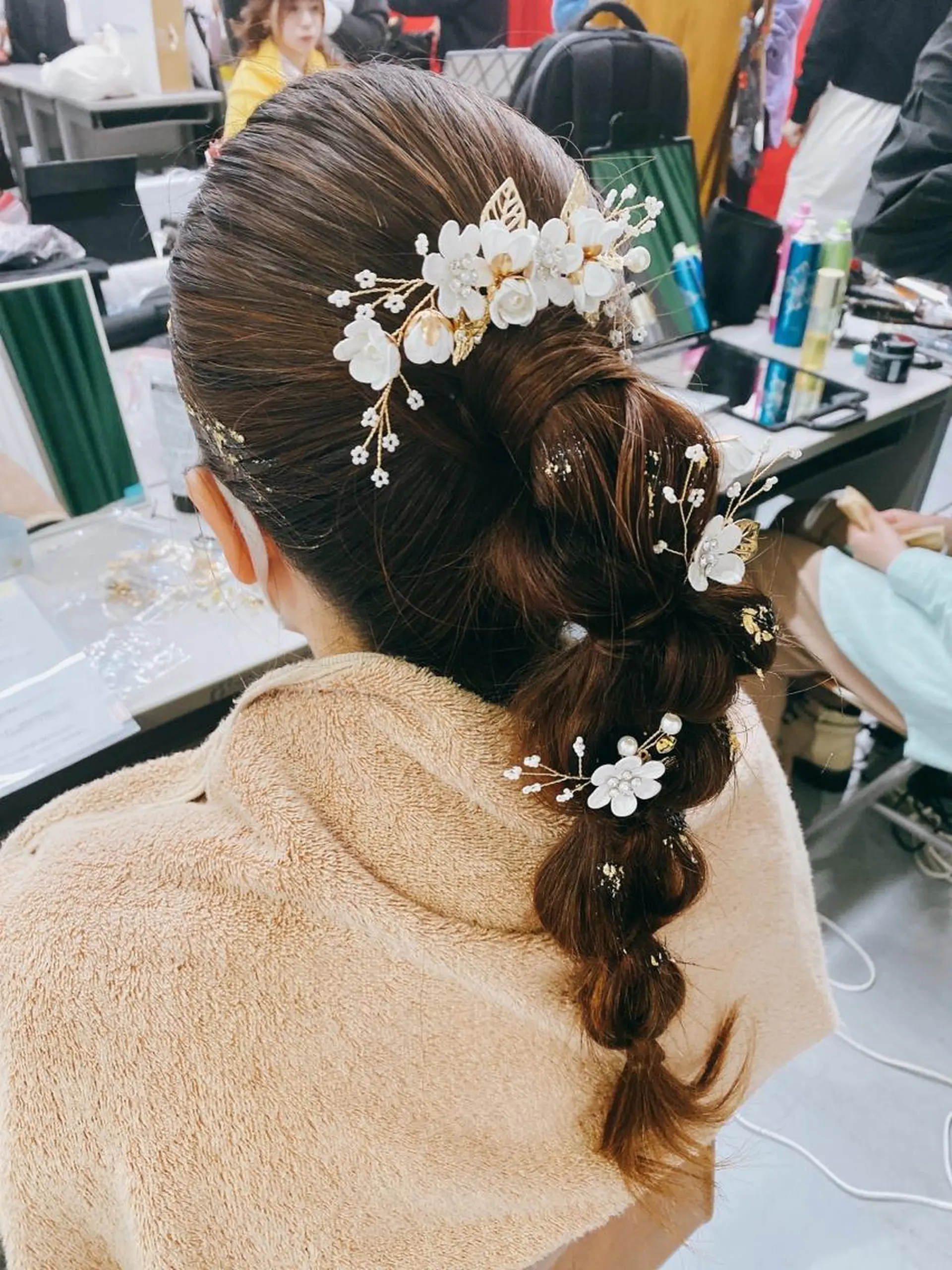 ヘアアレンジ ポニーテール 卒業式のヘアスタイル ヘアセット 宮崎 詩織のマツエク・マツパデザイン