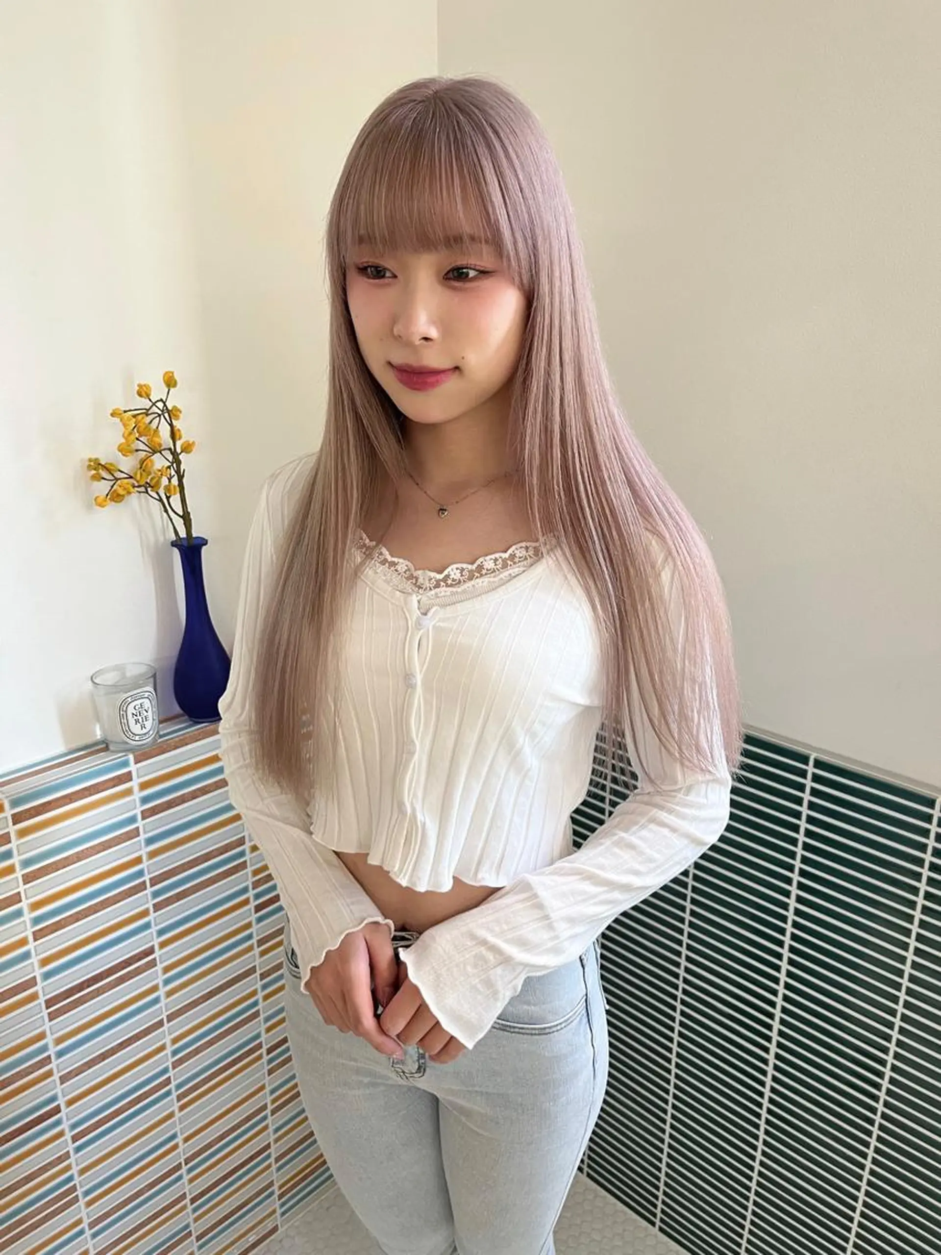 ロング カラー ブリーチ ヘアカラー トリートメント 🩷ハイトーン透明感 レイヤー🩷ユリカのヘアスタイル