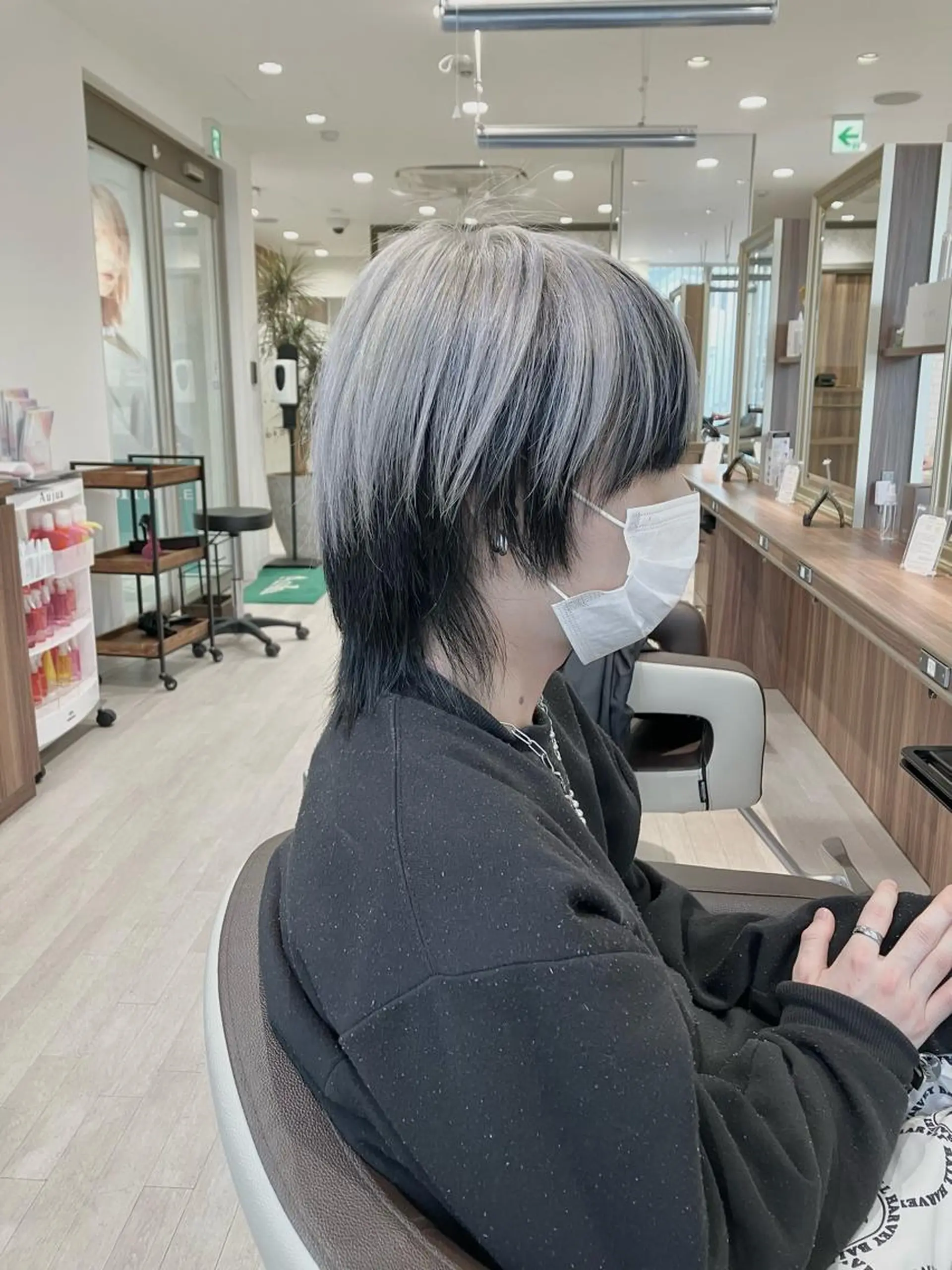 カラー メンズ Re:st所属・Miyavi/カラー ショートボブのヘアスタイル