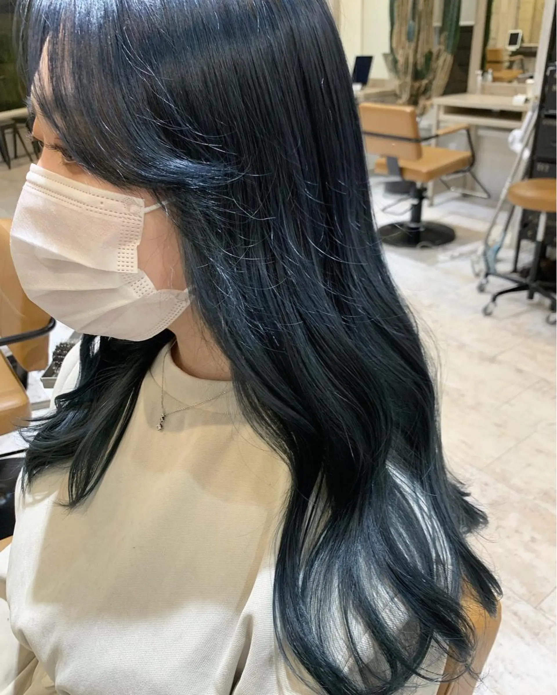 カラー ヤマダ サクラのヘアスタイル