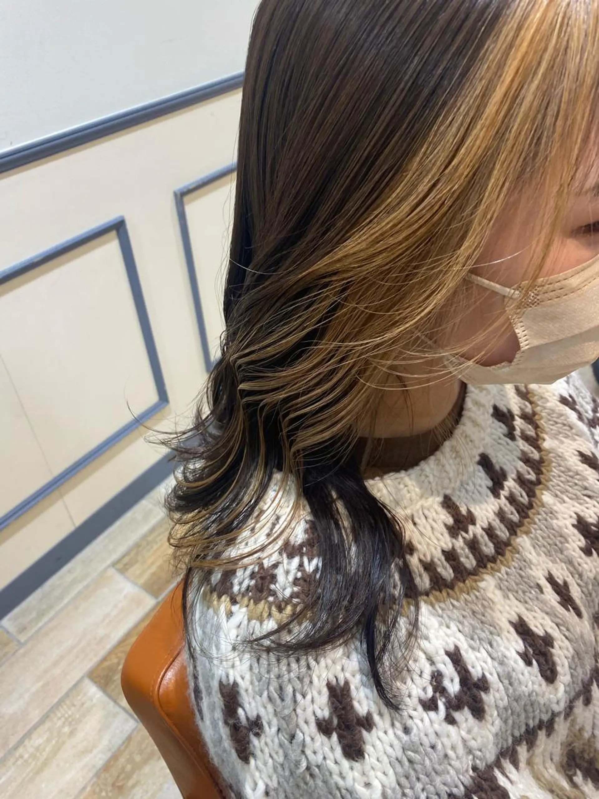 セミロング カラー ヘアカラー 宮内 真乃のヘアスタイル