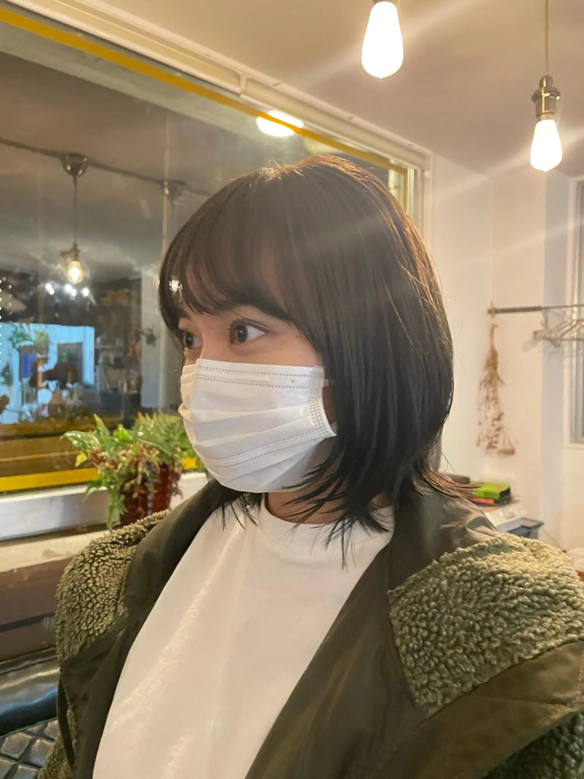 ミディアム カラー オリーブカラー レイヤーカット ウルフカット JERICHO HAIR所属・河野 由佳の眉毛・アイブロウイメージ