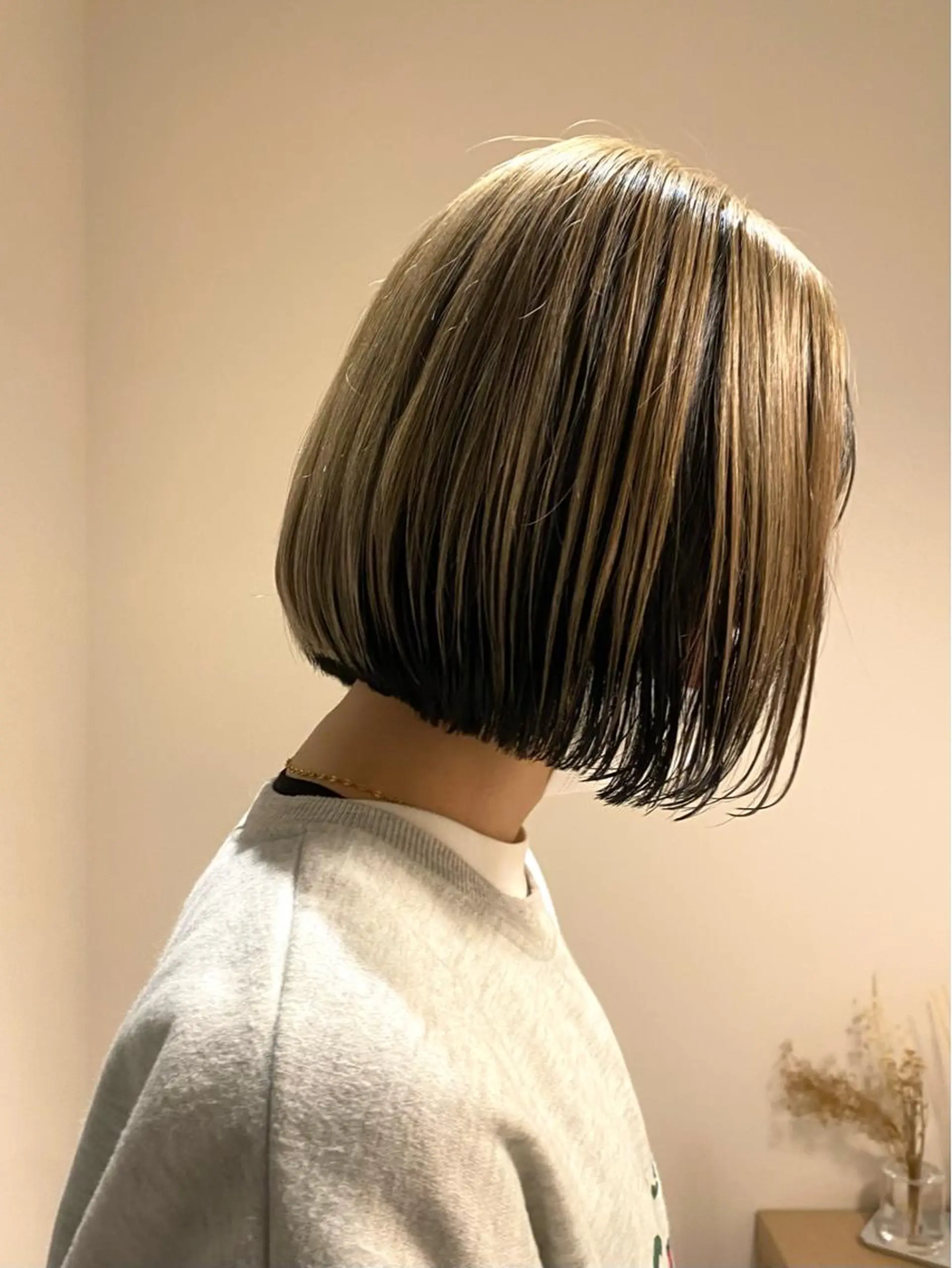 ショート ボブ Hair & make Lamp所属・梅田のブリーチ特化 美容師KAI🥰のヘアスタイル