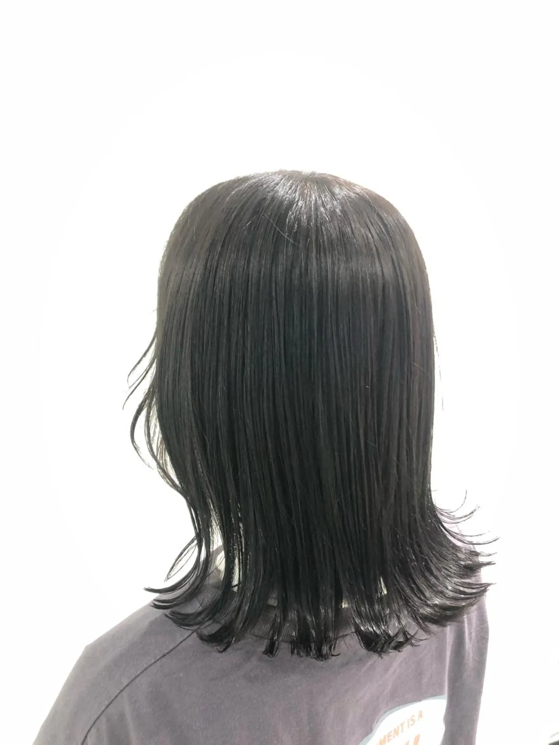 セミロング カラー パーマ ヘアアレンジ ネイル マツエク・マツパ 韓国風ベージュ🤎 赤みなし🌿横浜🤎のヘアスタイル