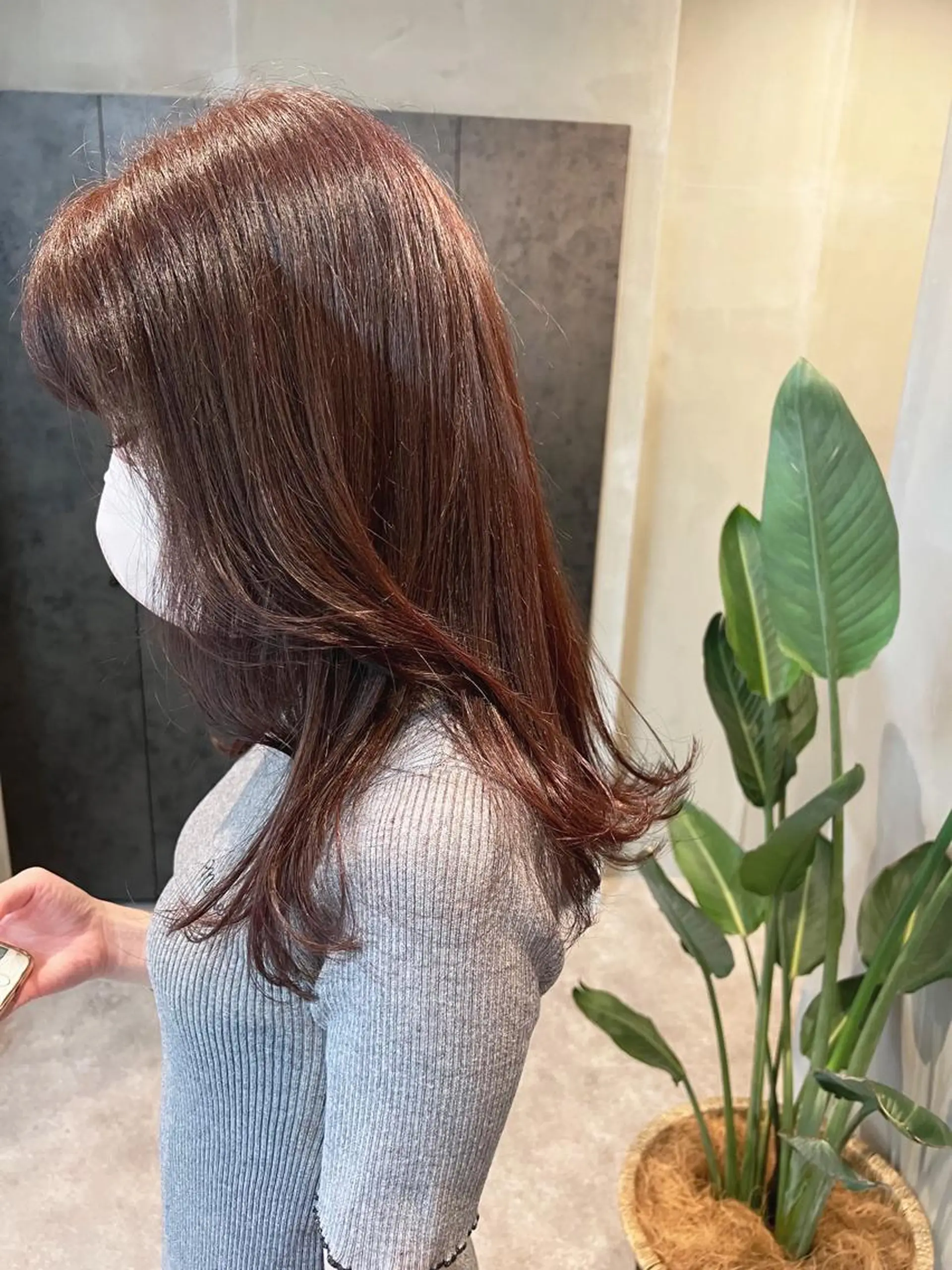 セミロング カラー ブラウンカラー カシス カット ヘアカラー トリートメント S.BROOM SAYAKA⭐︎のヘアスタイル
