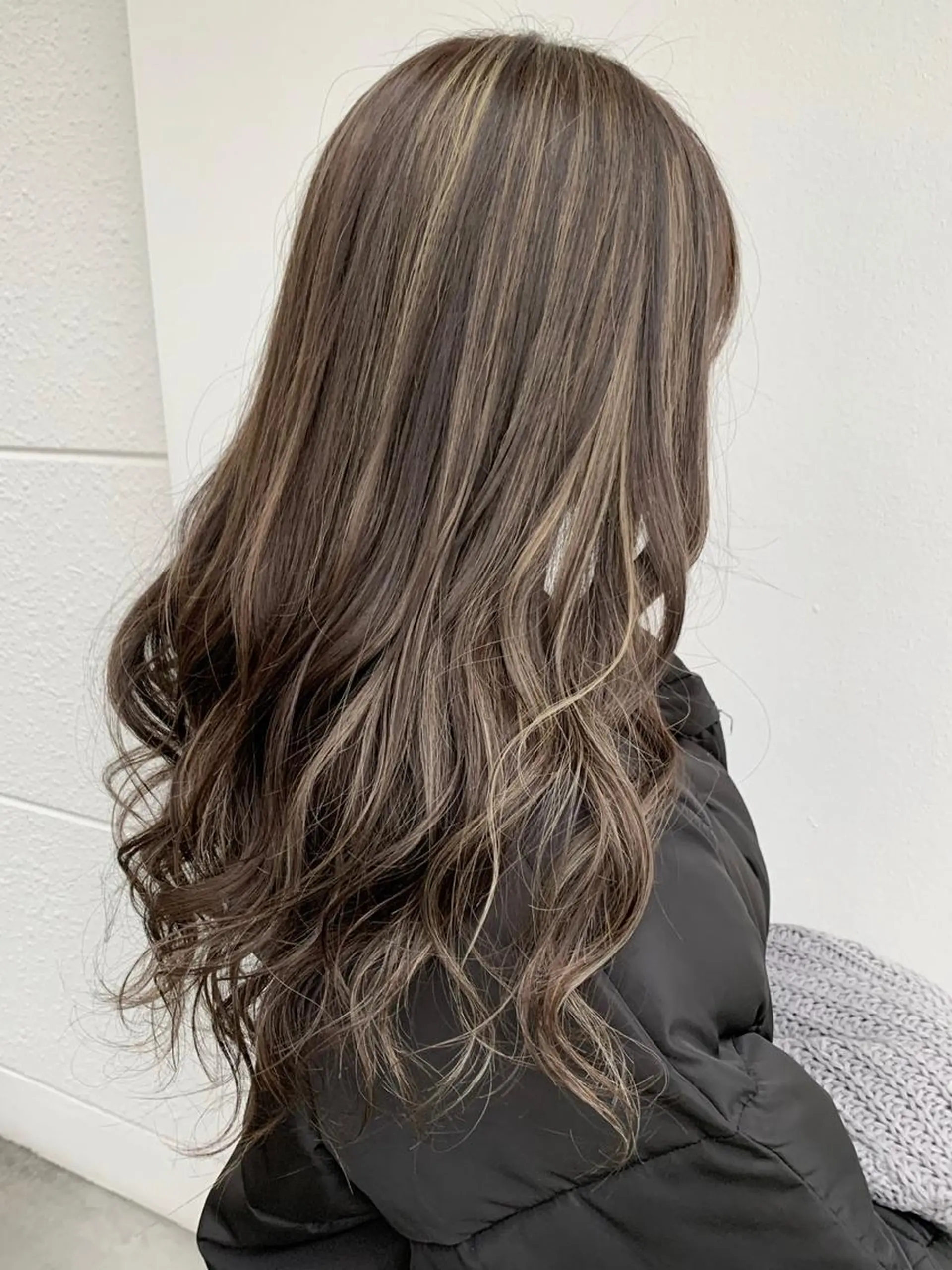 ロング カラー 中山 響希のヘアスタイル