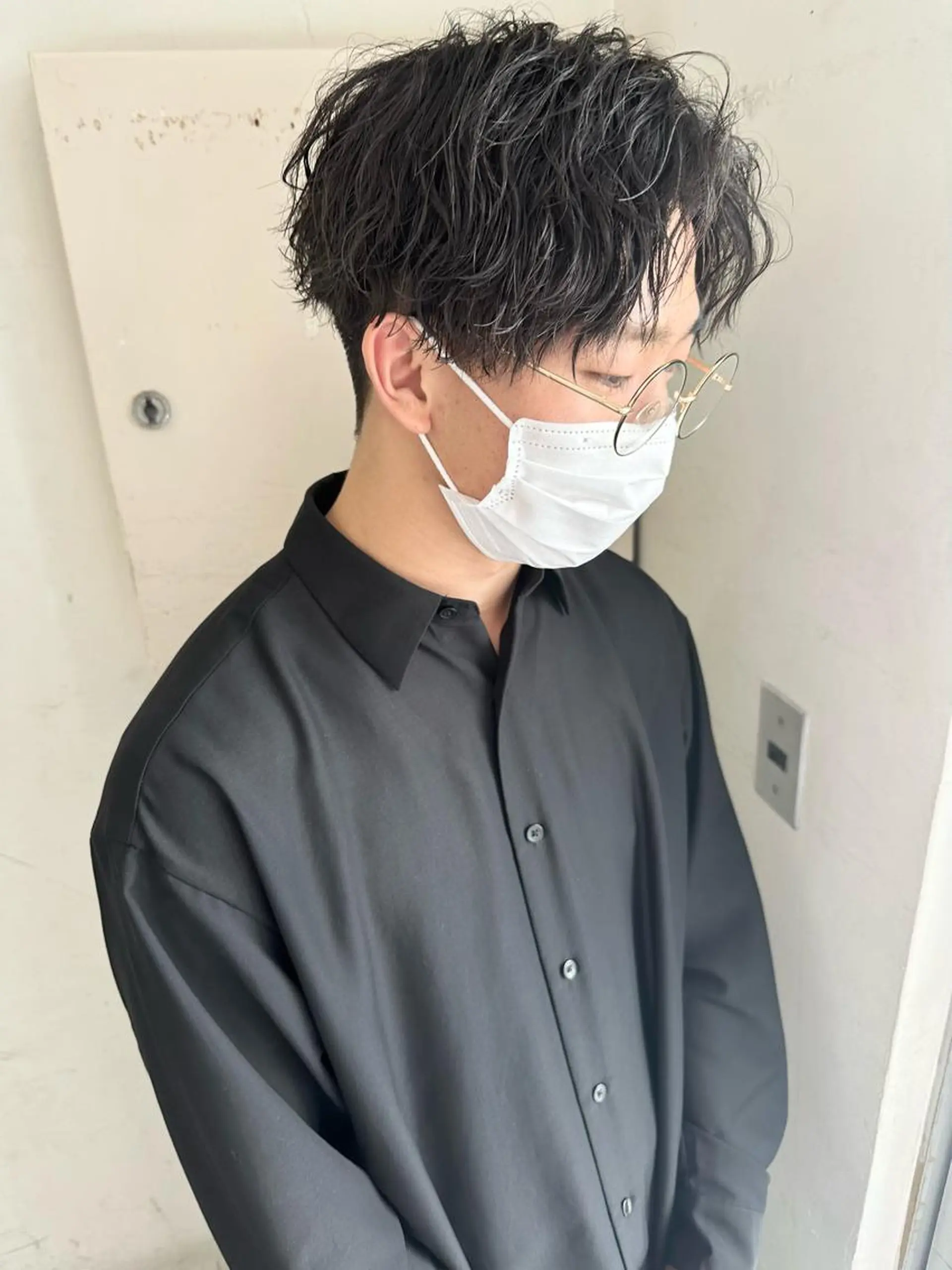 ミディアム カラー パーマ ヘアアレンジ メンズ キッズ ネイル マツエク・マツパ アイブロウ 成人式 切りっぱなしボブ ショートボブ 子どものヘアアレンジ ミディアムパーマ 🦕ウルフカット 🦕ａｋｉｈｏのヘアスタイル