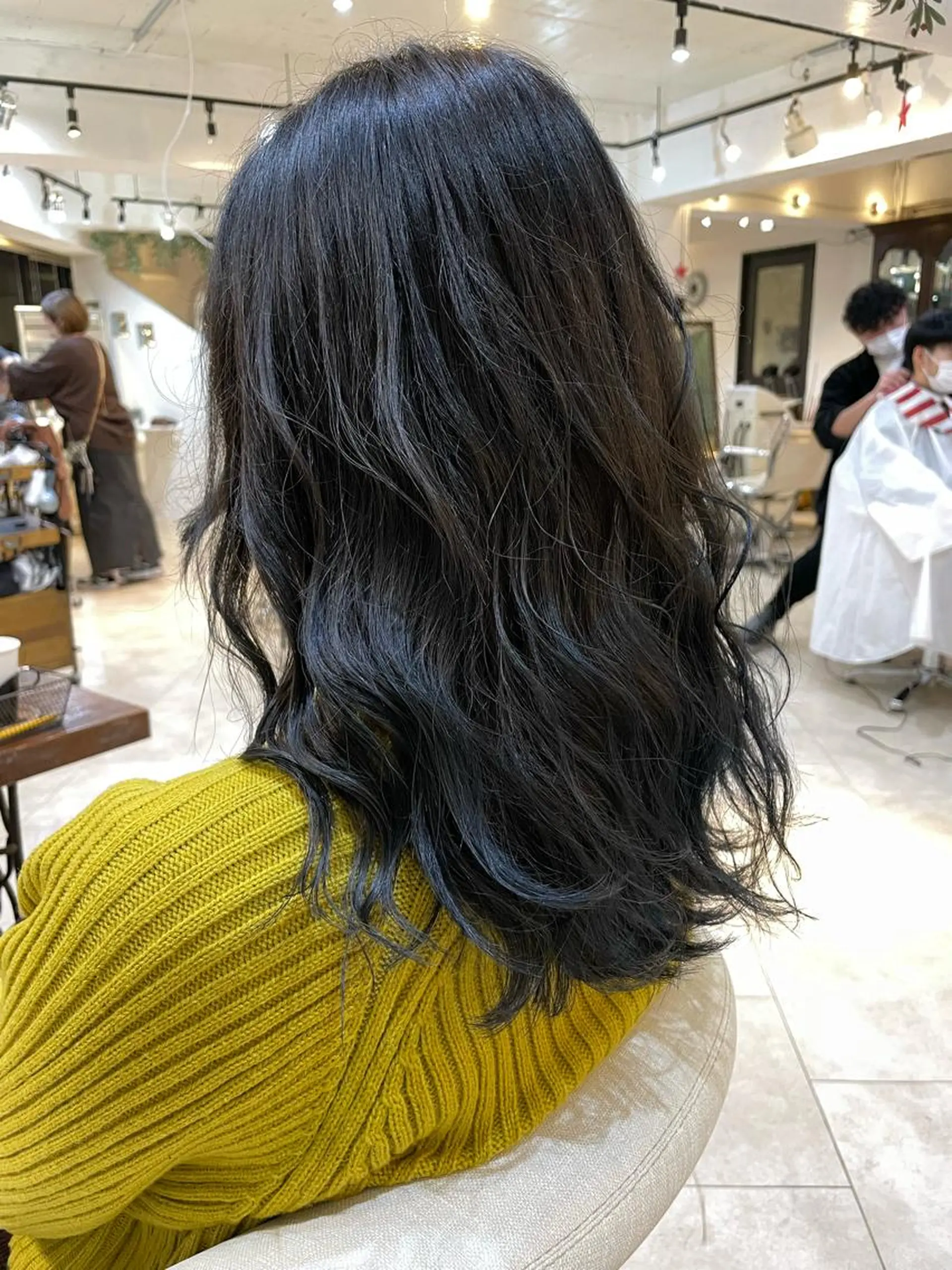 セミロング カラー あしかが ゆいとのヘアスタイル