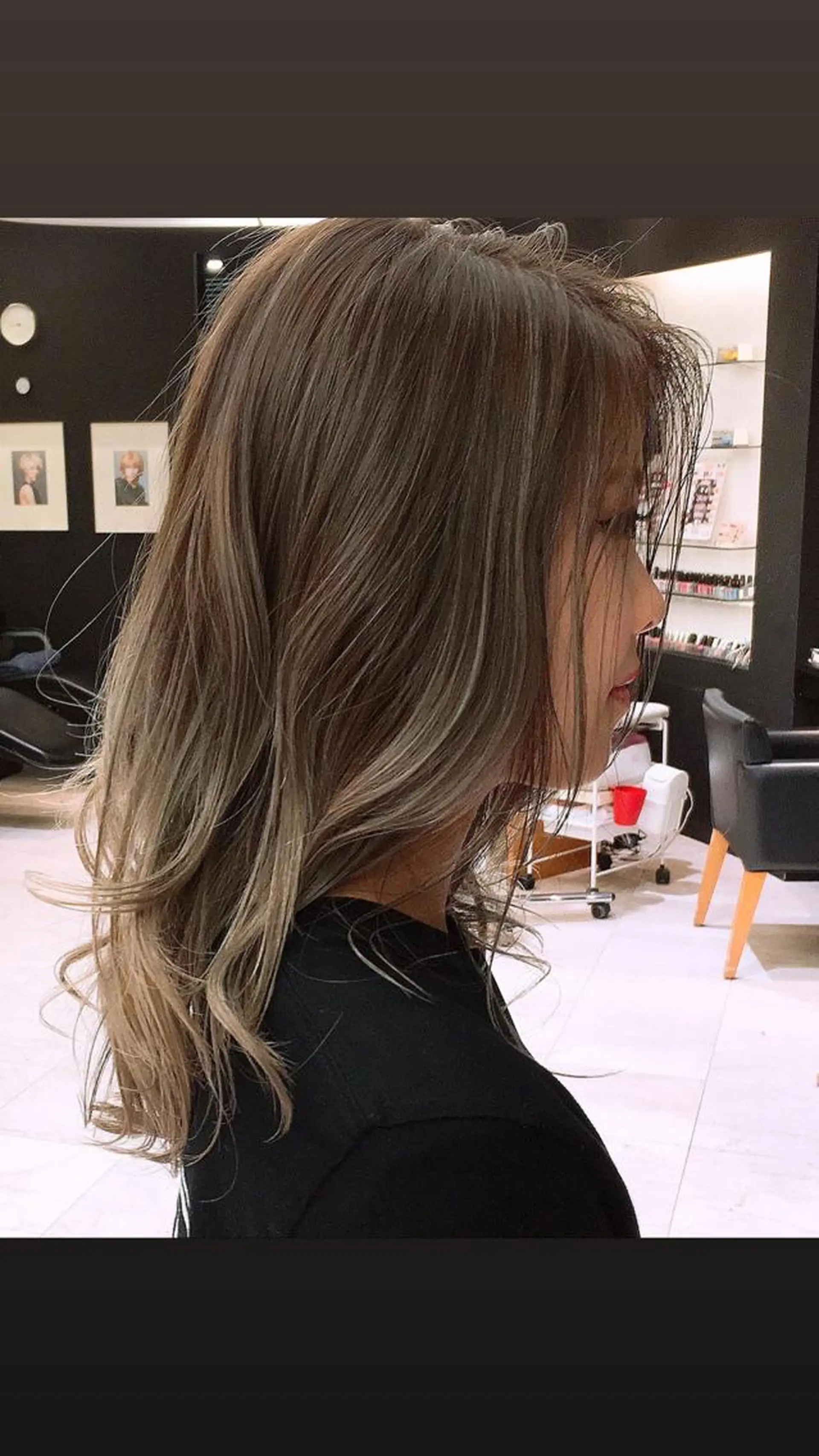 カラー 石井 潤のヘアスタイル