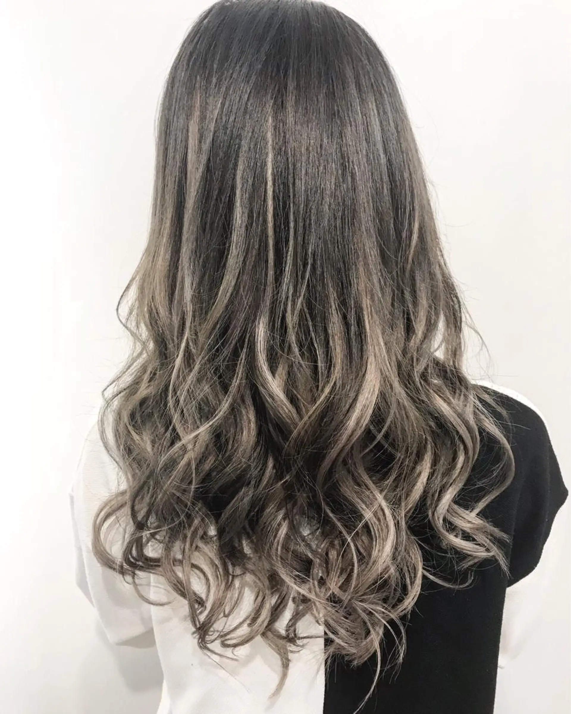 ロング エクステ grow恵比寿【グロウ】髪質改善/ハイライト/ブリーチ/レイヤーカット所属・奥野 貴史　代表　レイヤーのヘアスタイル