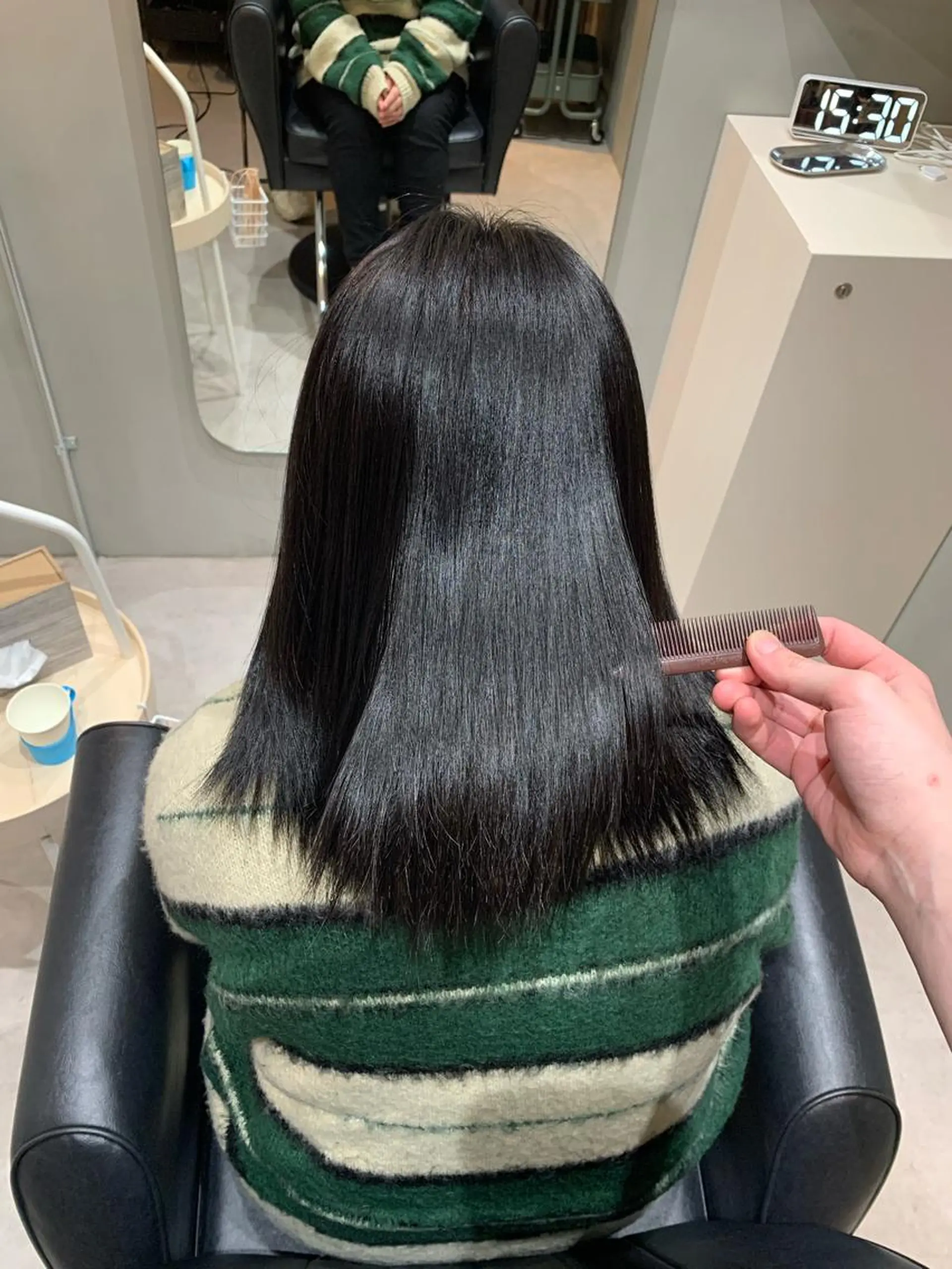 ミディアム カラー カット ヘアカラー トリートメント 白髪ぼかしハイライト 柳川拓哉のヘアスタイル