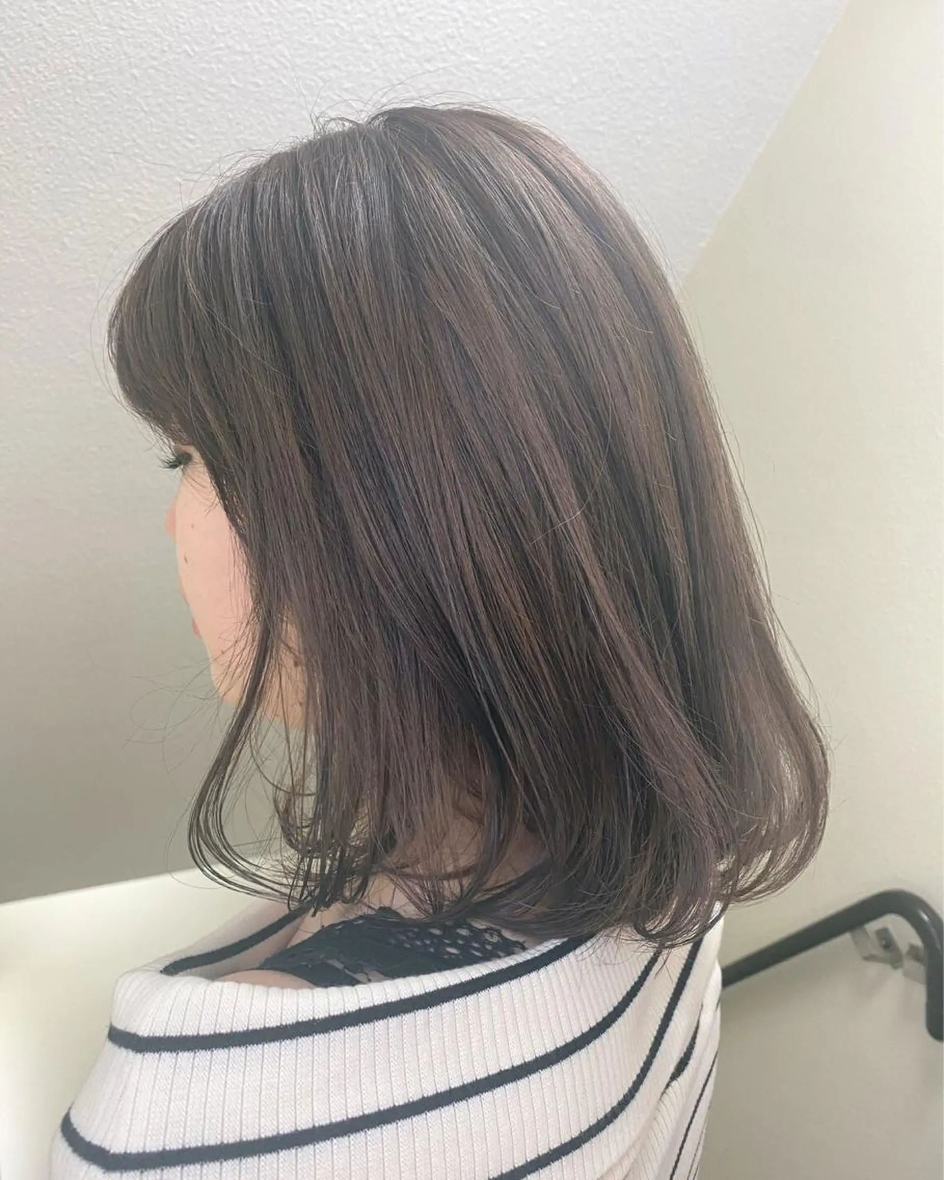 ミディアム カラー パーマ ヘアアレンジ メンズ キッズ ネイル マツエク・マツパ 女性専用サロン梅田 髪質改善カラーakiのヘアスタイル