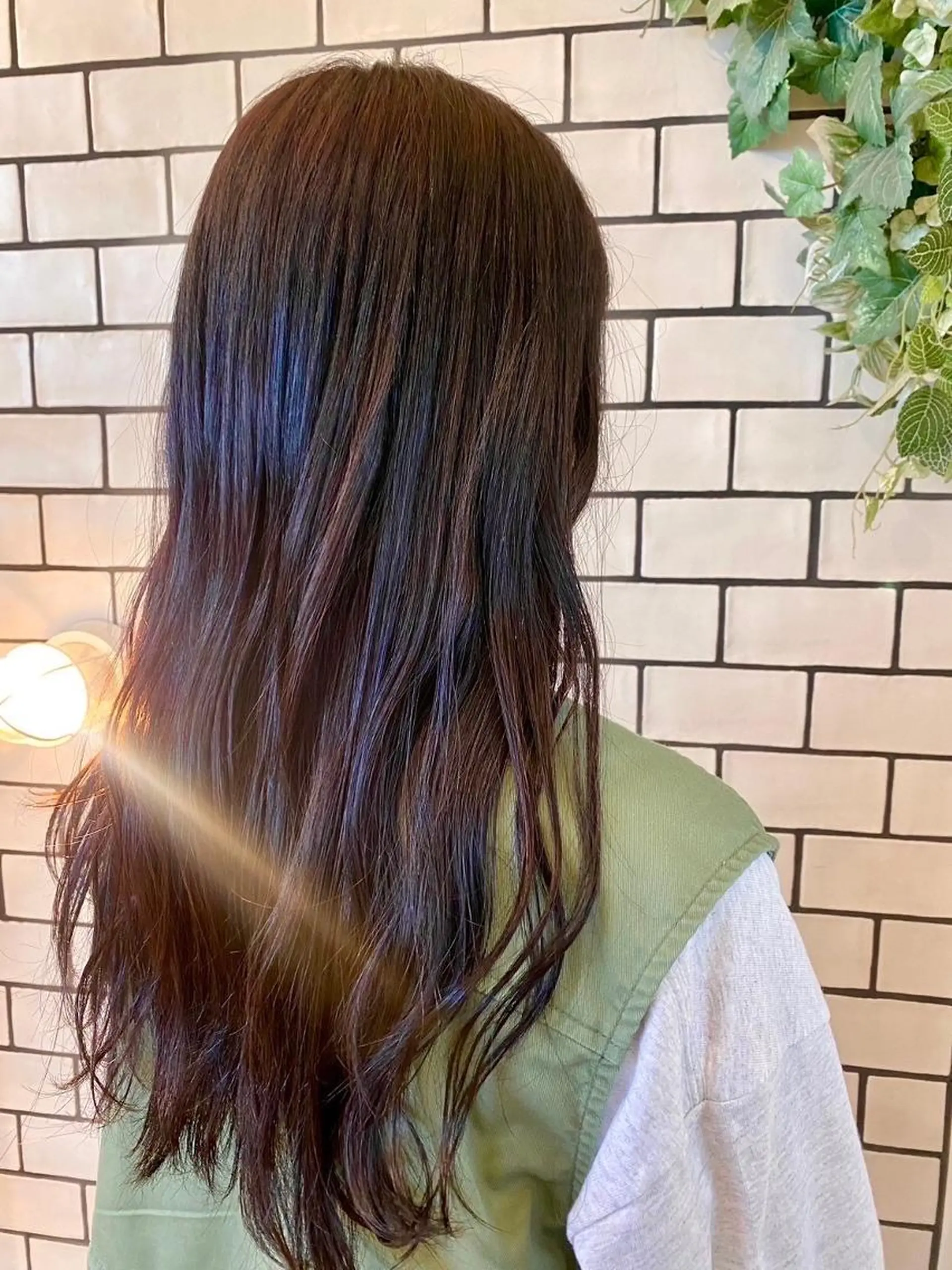 カラー 棟方 世奈のヘアスタイル
