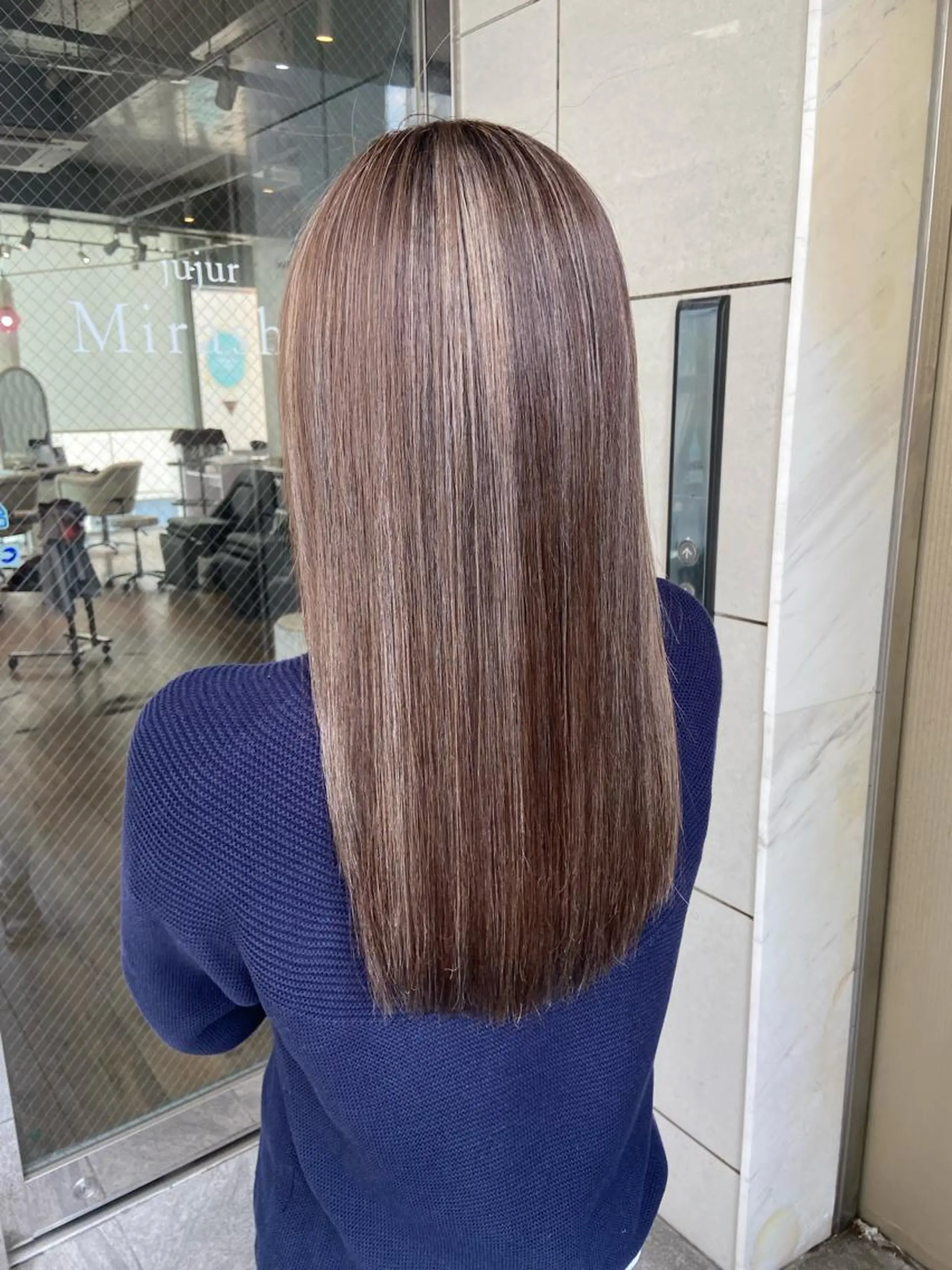 ロング カラー ハイライトカラー ハイライト ヘアカラー トリートメント 🧸プルエクステ❤︎ ネイルKAO🧸のヘアスタイル