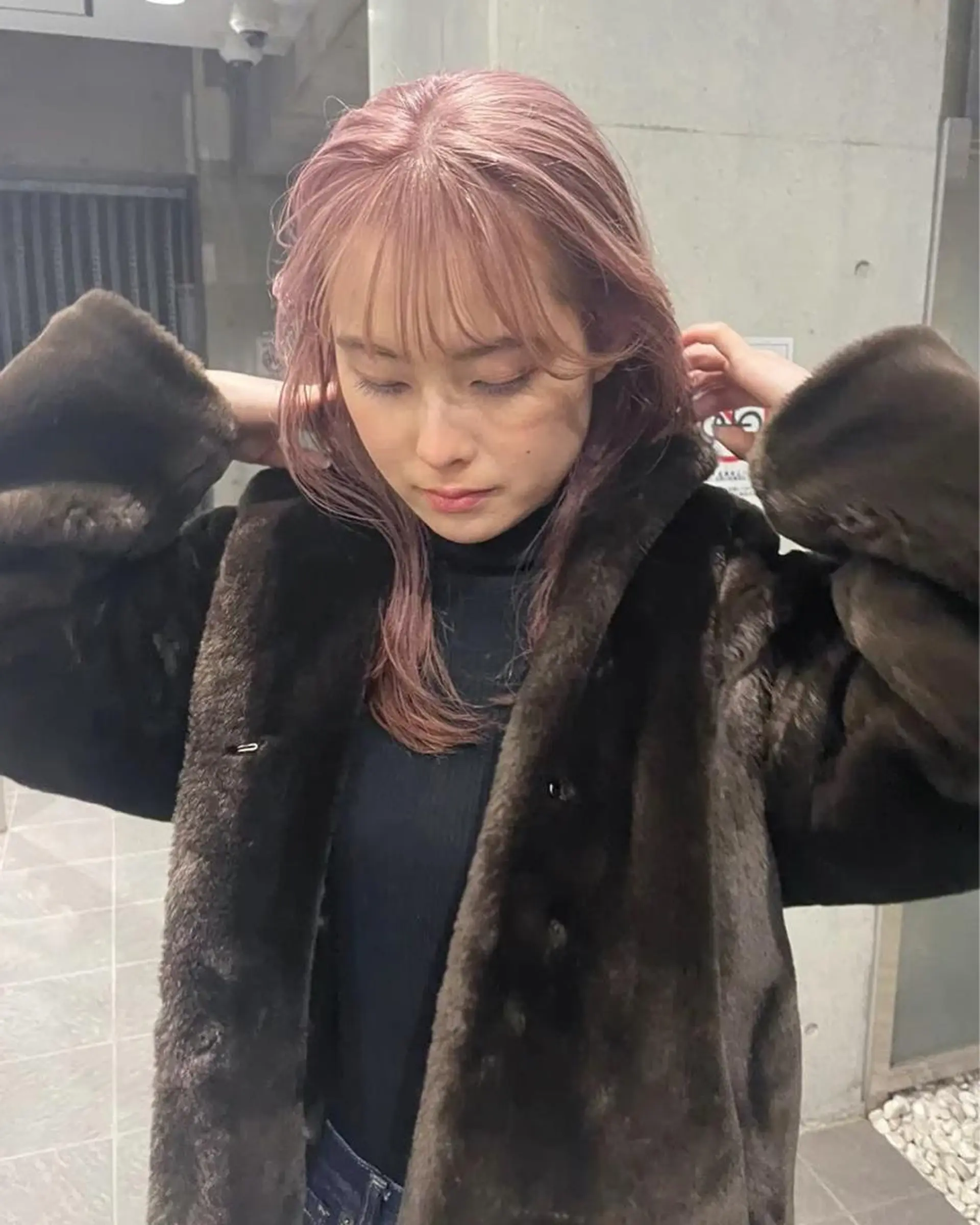 ミディアム カラー レイヤー/ブリーチ ♥️【木坂 桃歌】のヘアスタイル