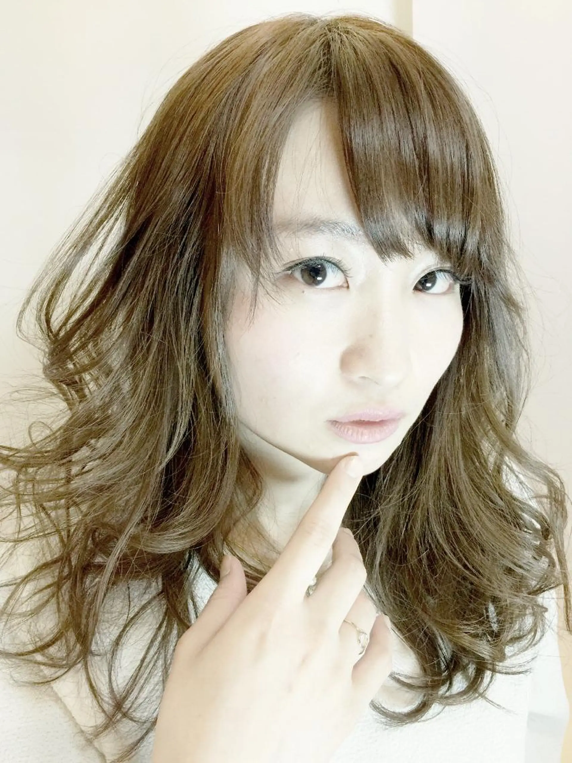 セミロング ヘアカラー H所属・H (エイチ) 烏丸御池店のヘアスタイル