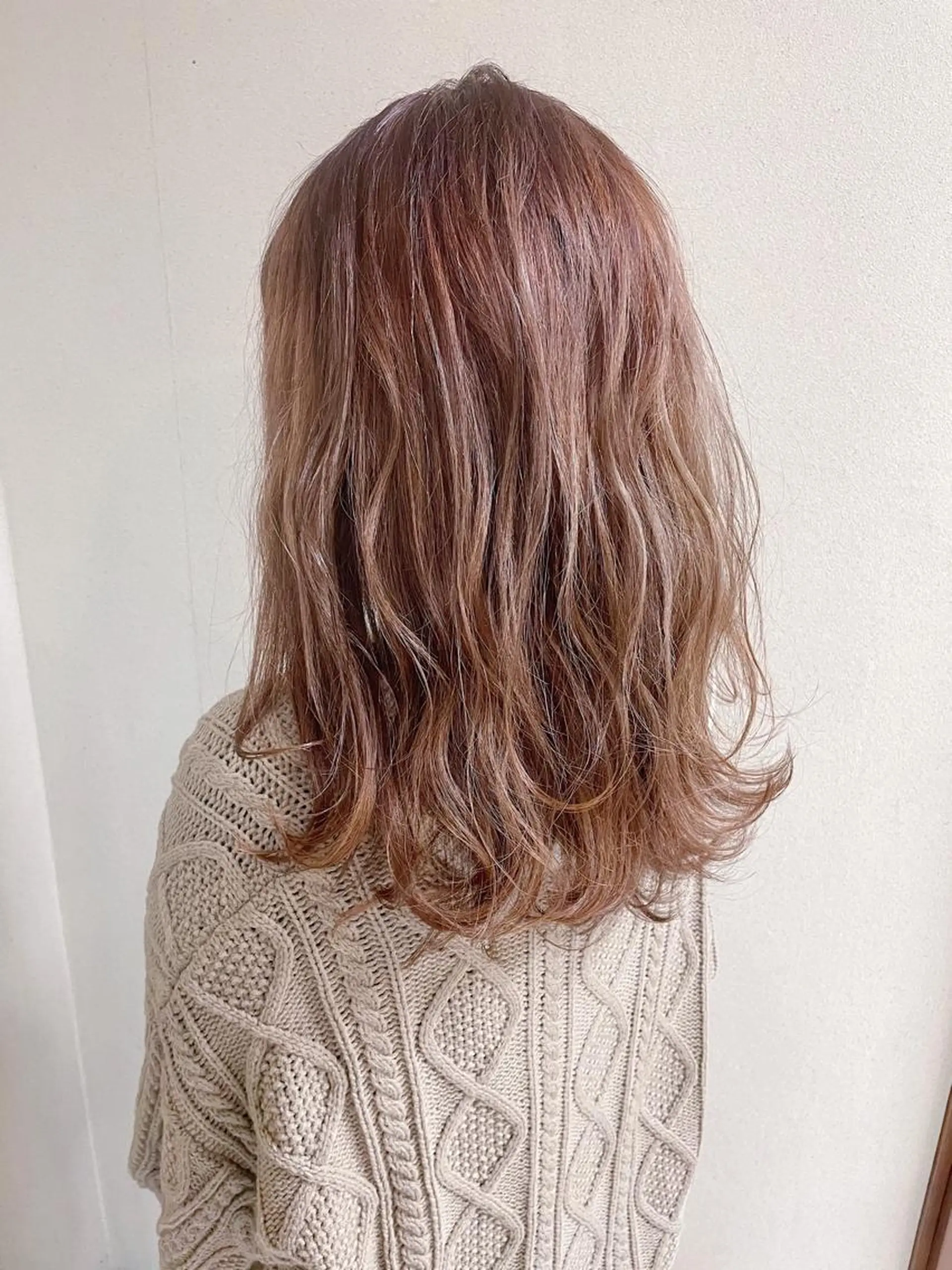 セミロング カラー ケアブリーチ /髪質 改善/古橋圭史郎のヘアスタイル