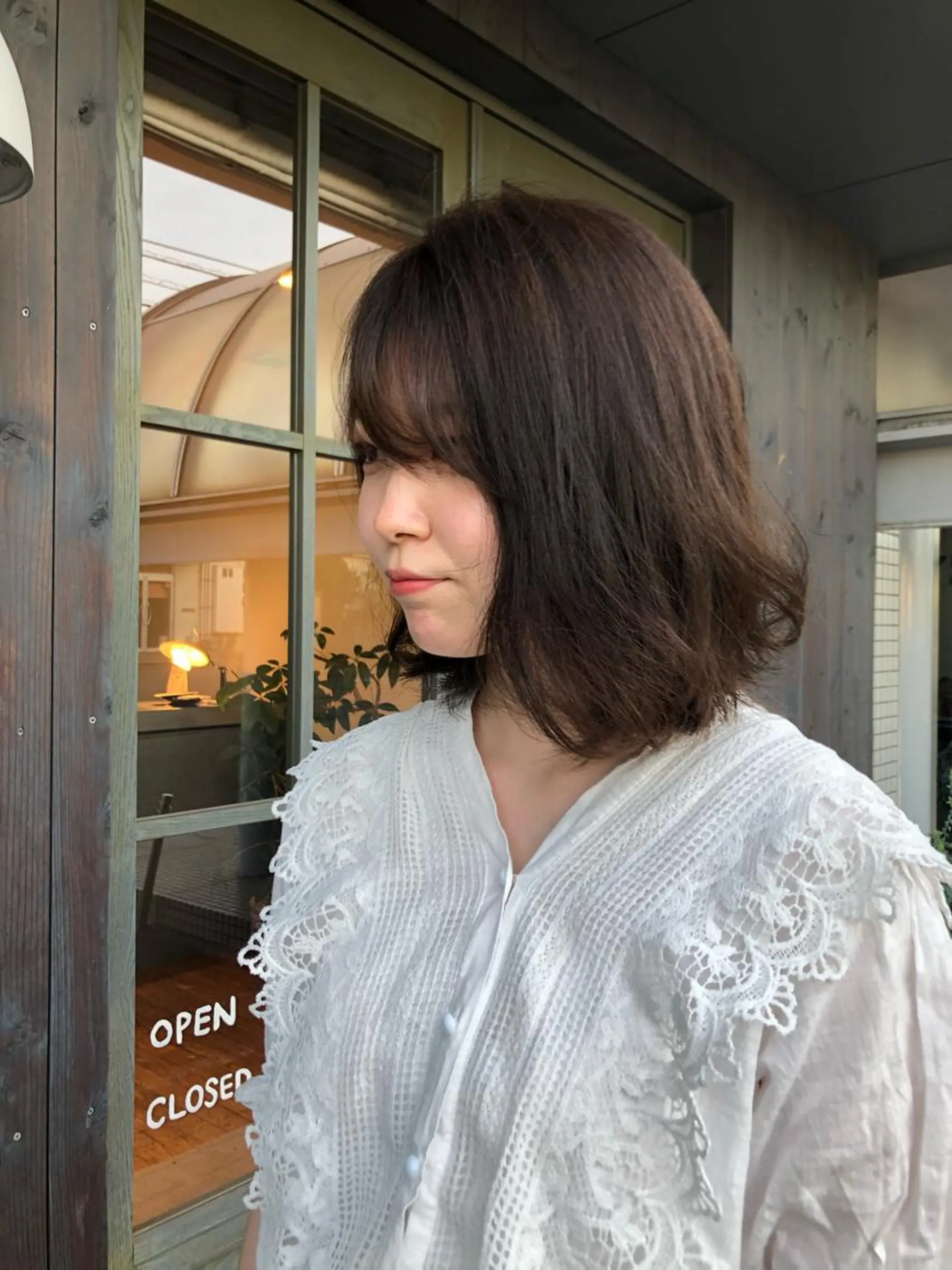 ミディアム カラー ヘアアレンジ ブラウンカラー くすみブラウン 永井 亜実のヘアスタイル
