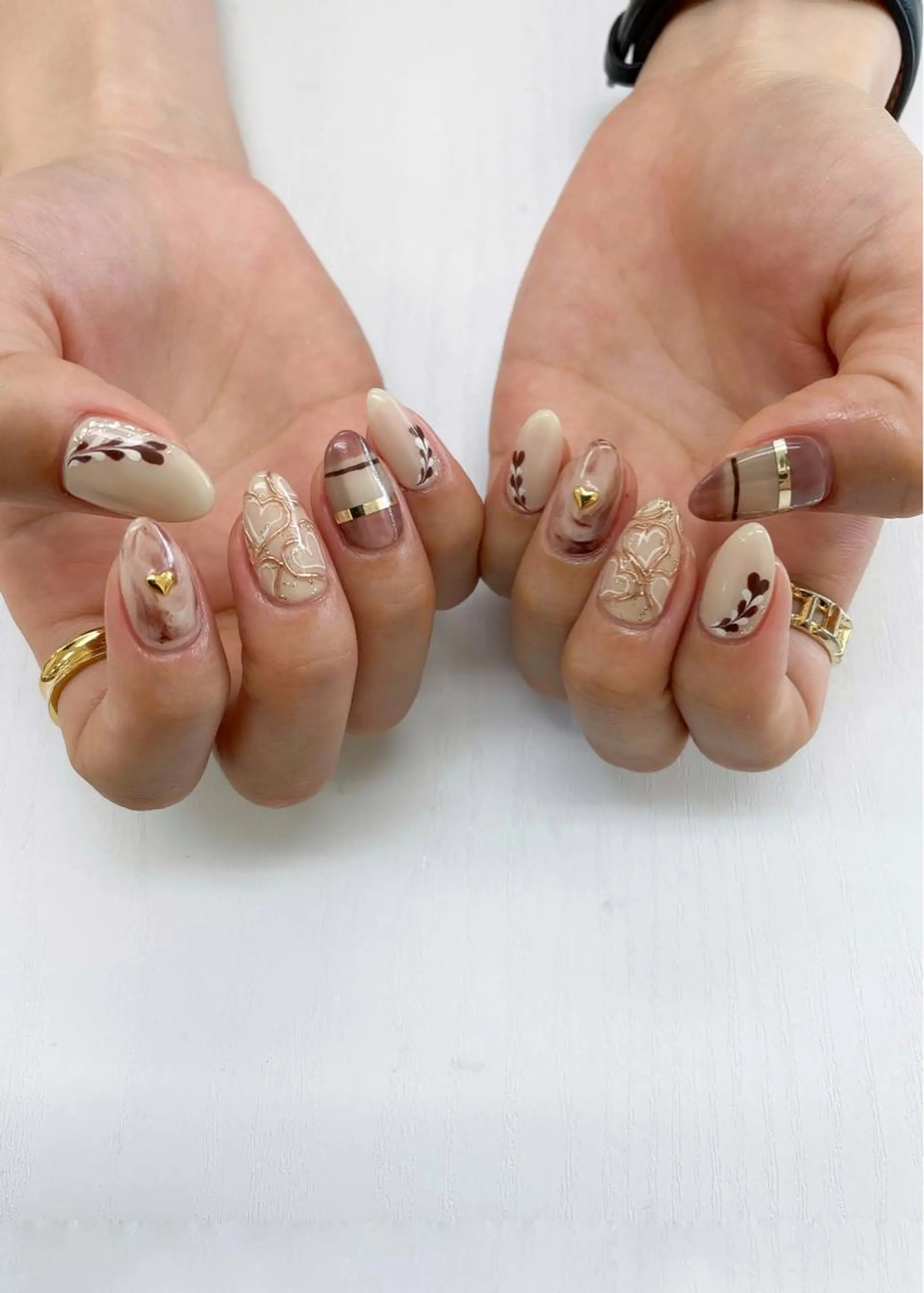 ネイル ハンドネイル Hisaka Mikiのネイルデザイン