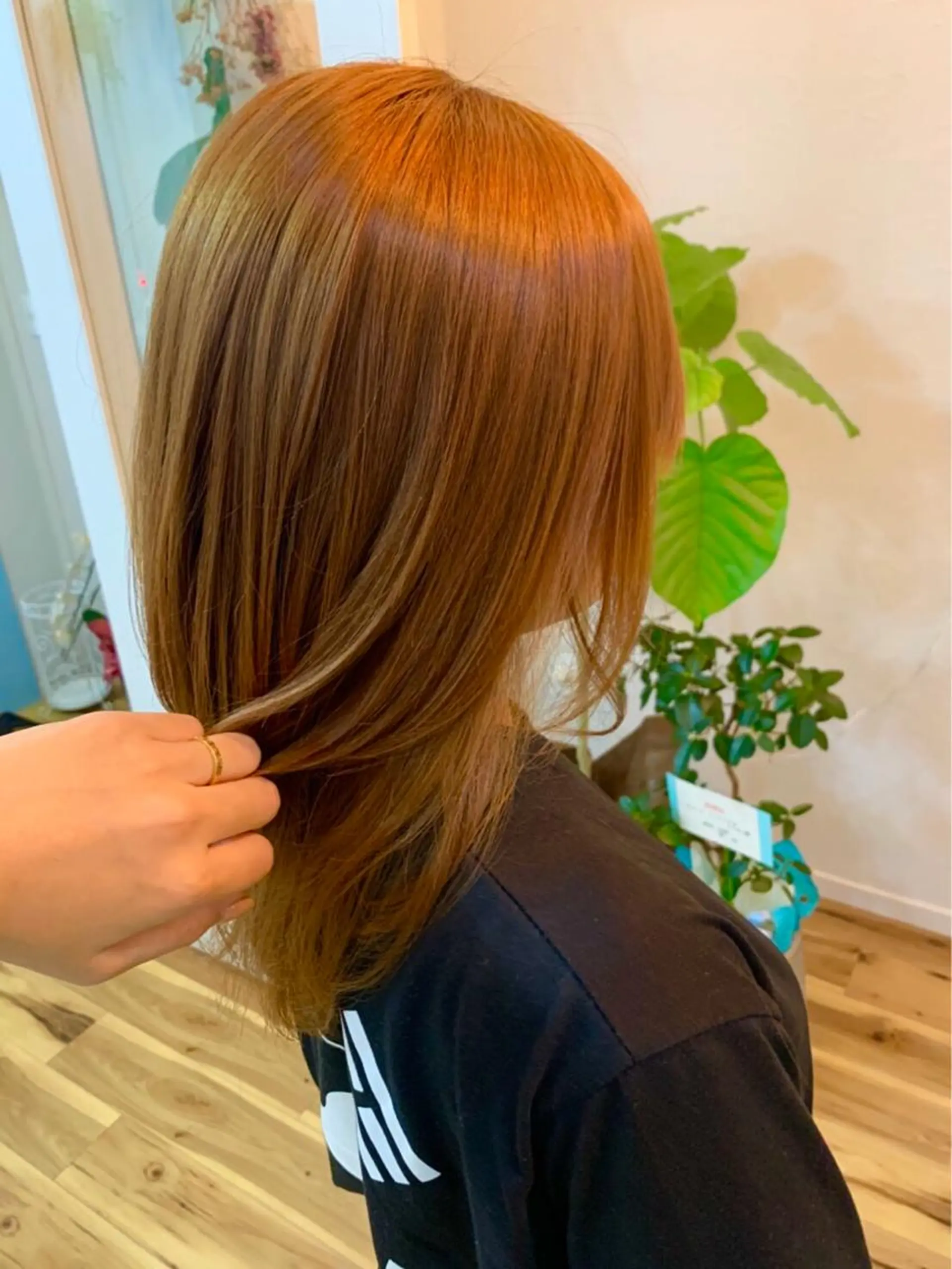 セミロング mare所属・＊＊＊ natsumiのヘアスタイル