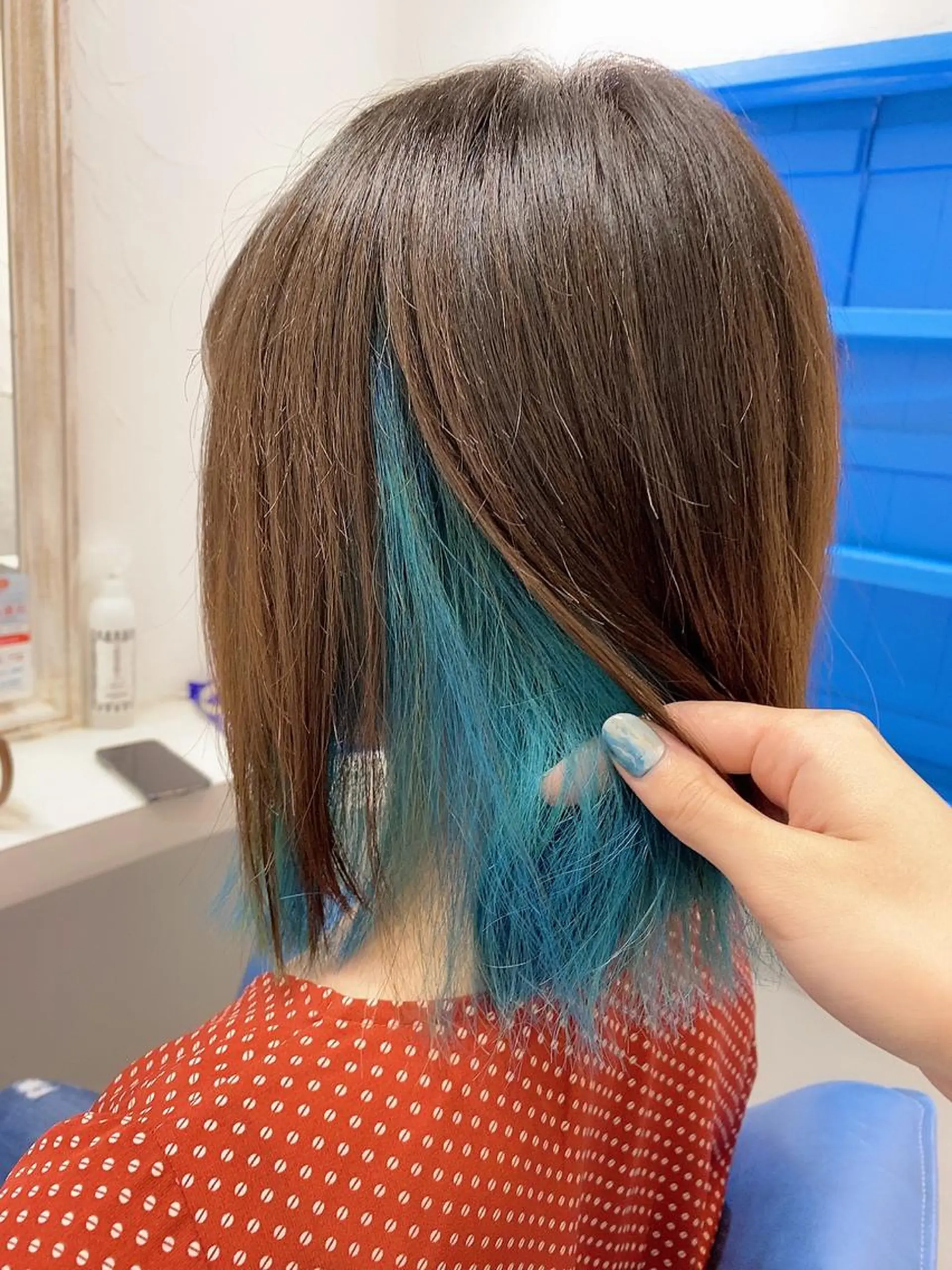 ミディアム カラー ブリーチ ブルーカラー ヘアカラー uros.所属・メンズパーマ/ エクステ🌞セナのヘアスタイル